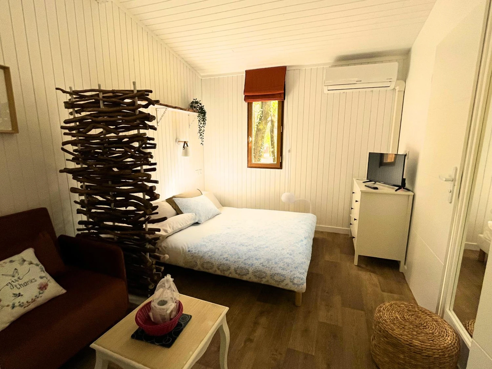 Chambre disponible pour un séminaire d'entreprise à Camping Sunêlia la Clémentine - Cendras