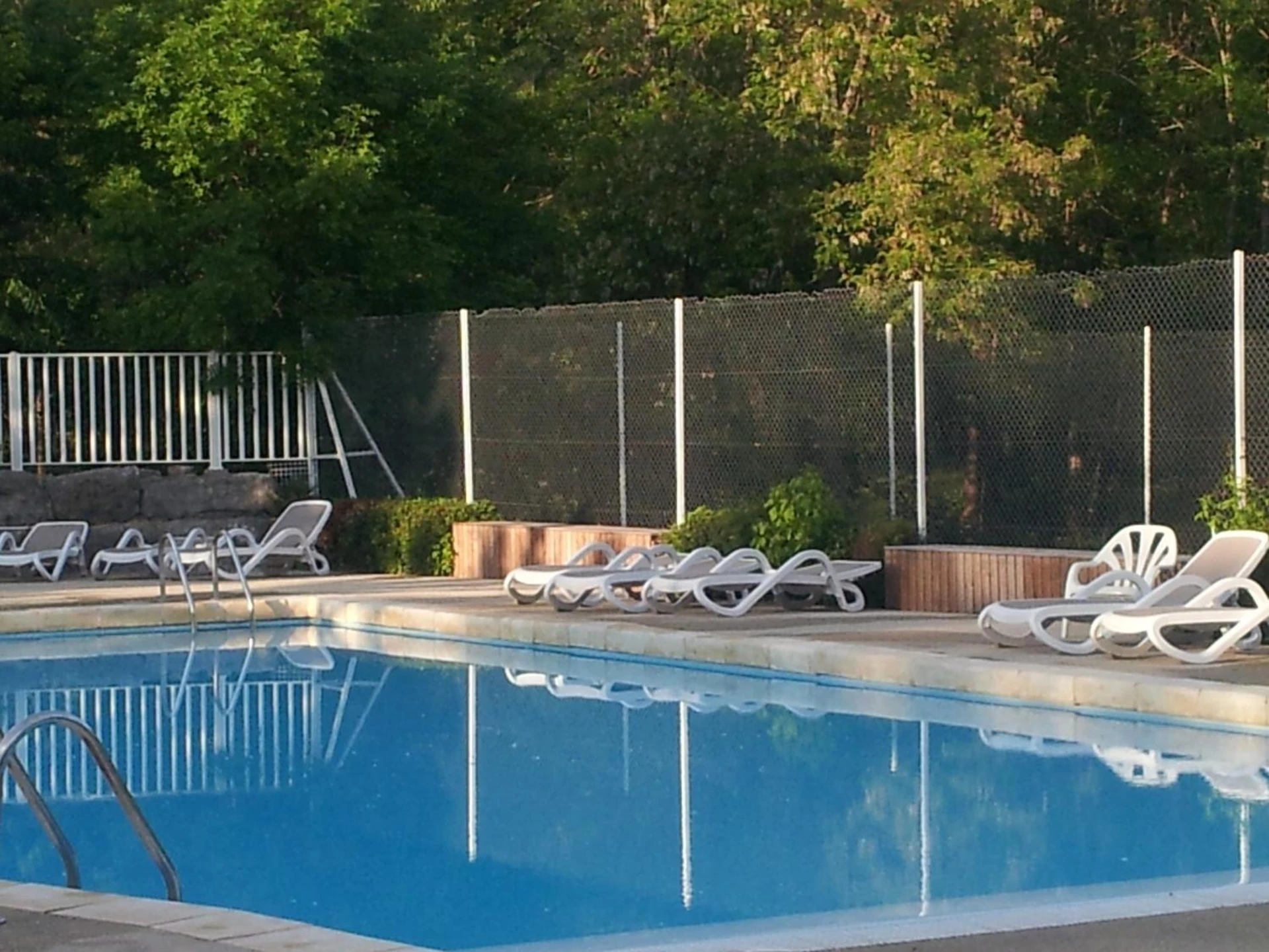 Chambre à Camping La Digue - Organiser un séminaire d'entreprise à Chauzon
