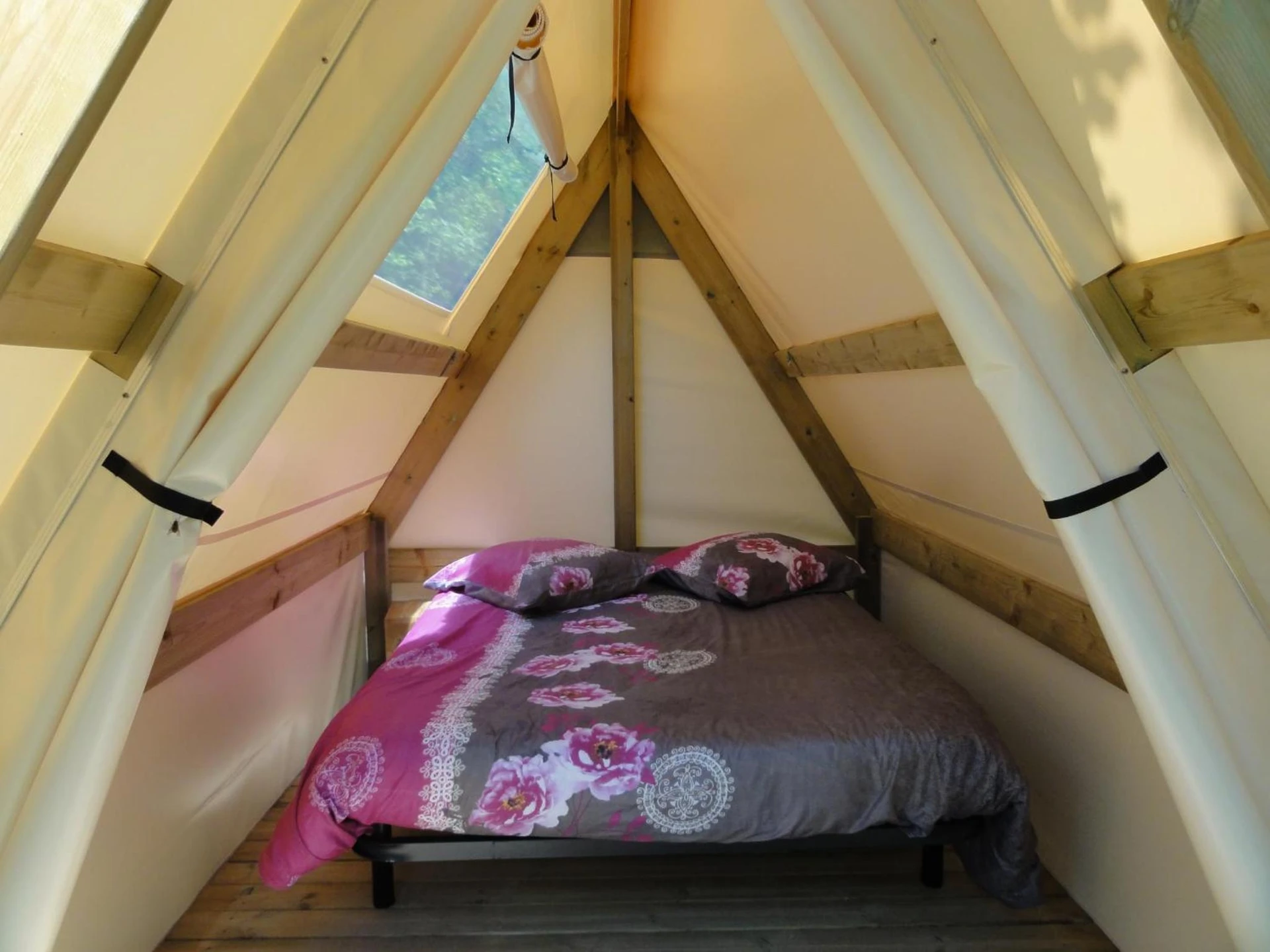 Chambre disponible pour un séminaire d'entreprise à Camping La Ferme de Castellane - Castellane