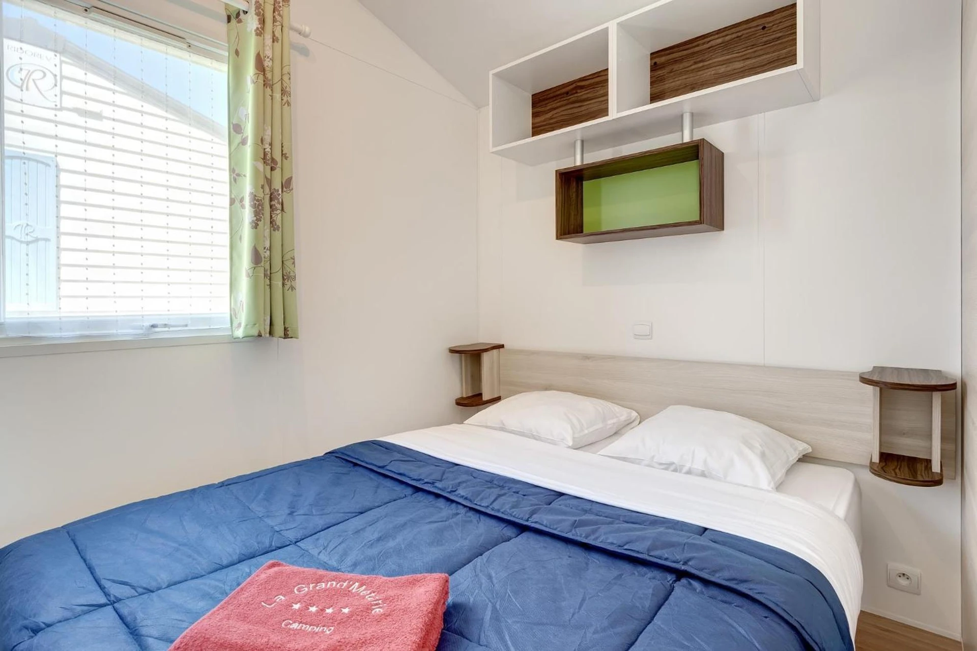 Chambre disponible pour un séminaire d'entreprise à Camping Paradis La Grand'Métairie - Saint-Hilaire-la-Forêt