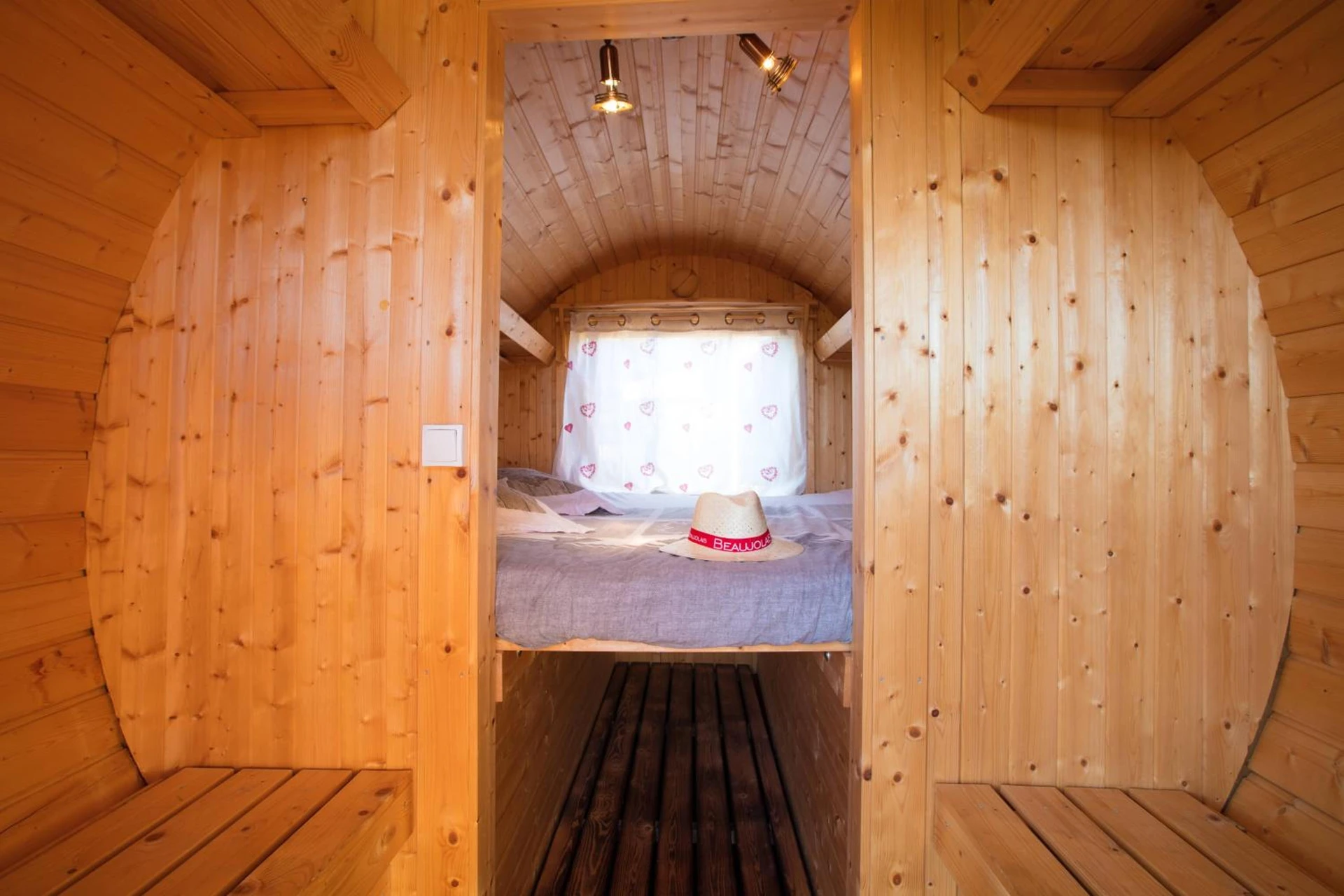 Chambre disponible pour un séminaire d'entreprise à Camping La Grappe Fleurie - Fleurie