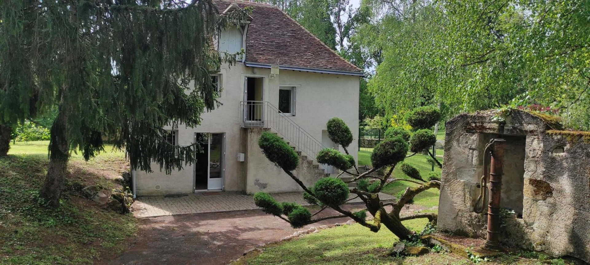 Ambiance de travail pour séminaire d'entreprise à CAMPING ONLYCAMP LA ROSERAIE - Descartes