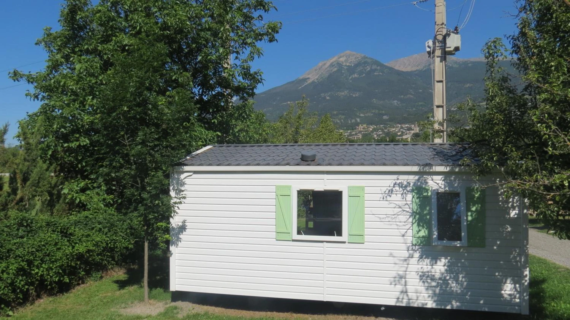 Chambre disponible pour un séminaire d'entreprise à Camping la Tour - Embrun