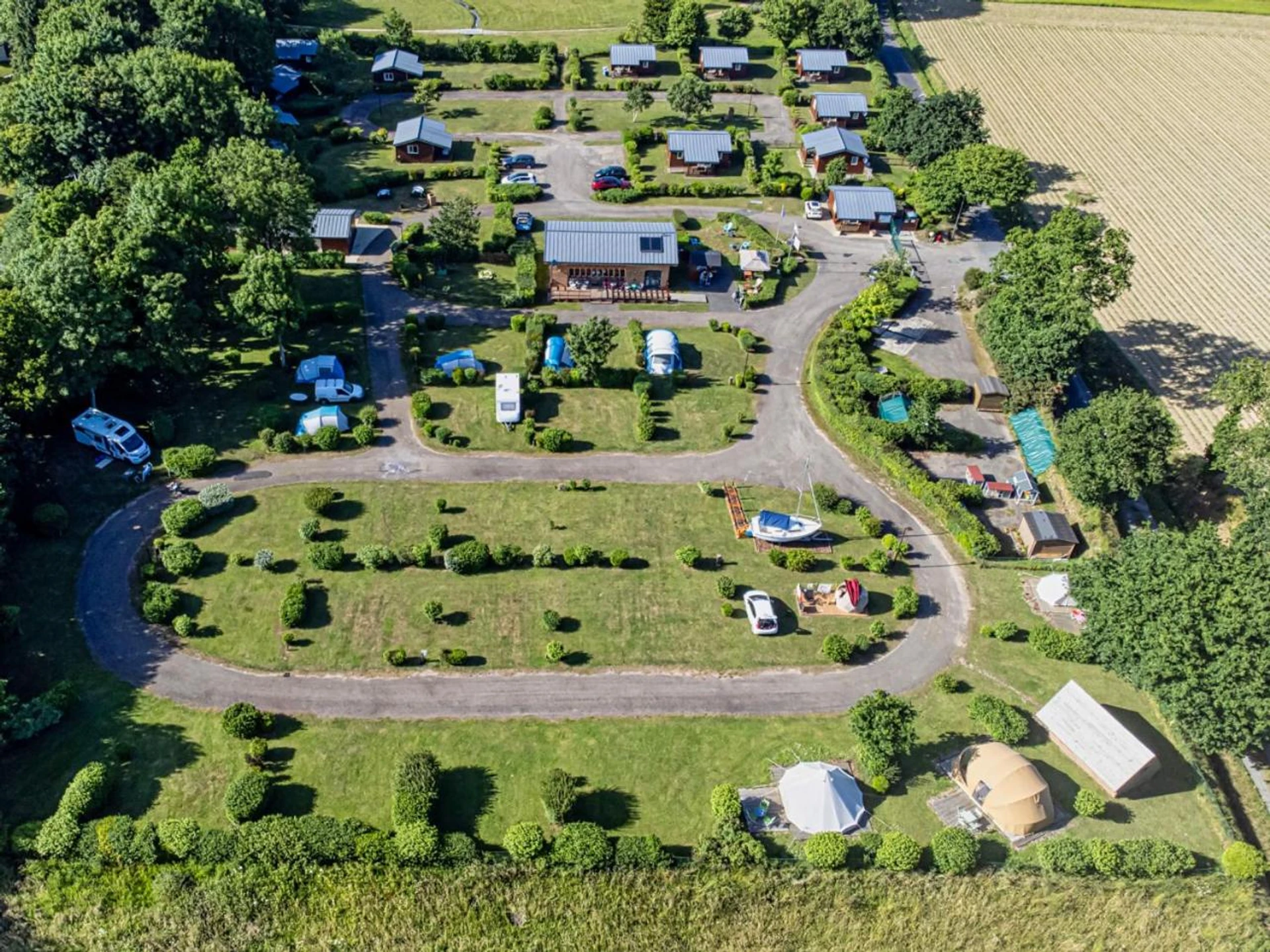 Salle de séminaire à Camping La Tourelle - Organiser un événement professionnel à Plémy