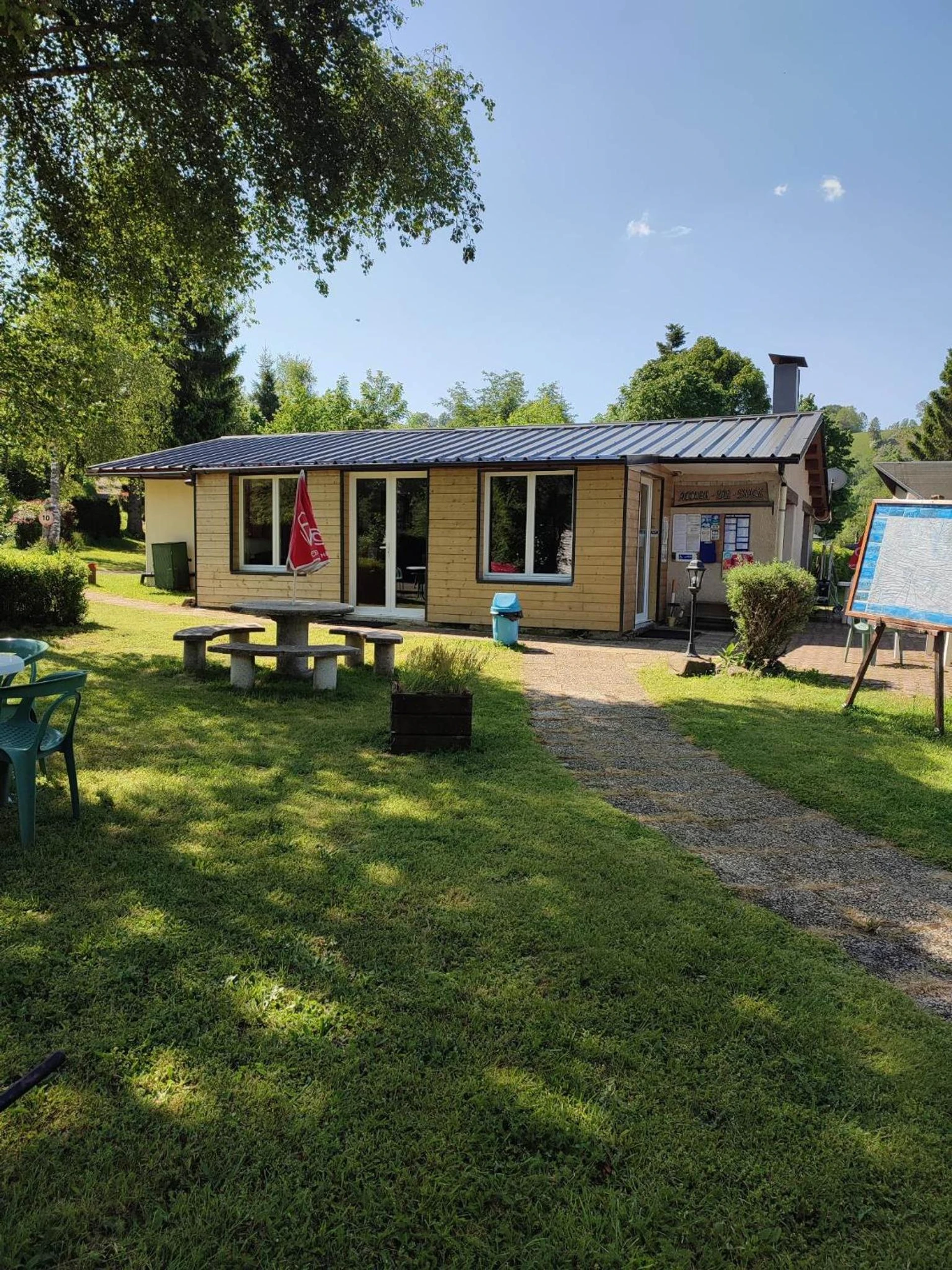Salle de séminaire à Camping la Vallée - Organiser un événement professionnel à La Tour-dʼAuvergne