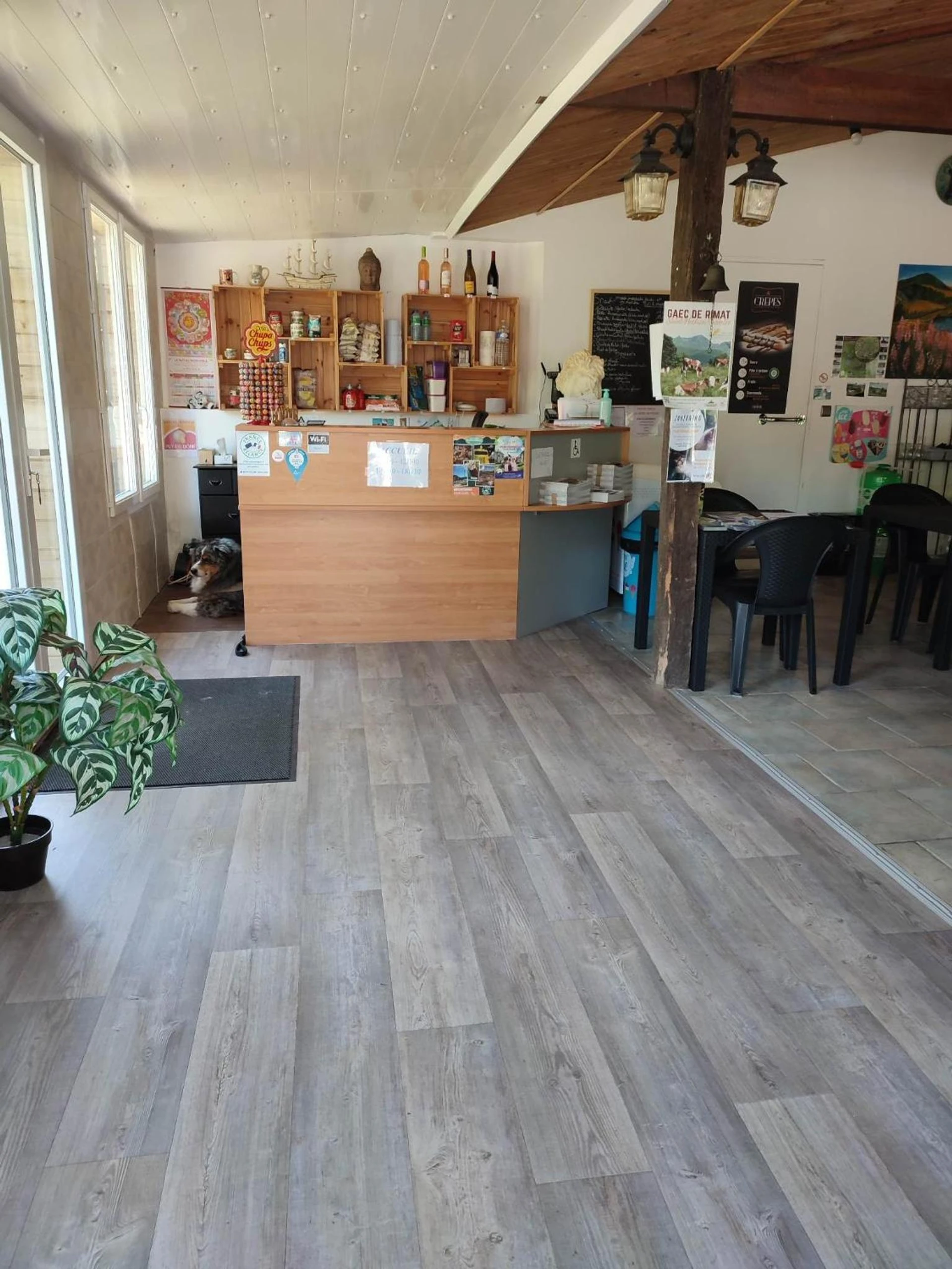 Chambre à Camping la Vallée - Organiser un séminaire d'entreprise à La Tour-dʼAuvergne