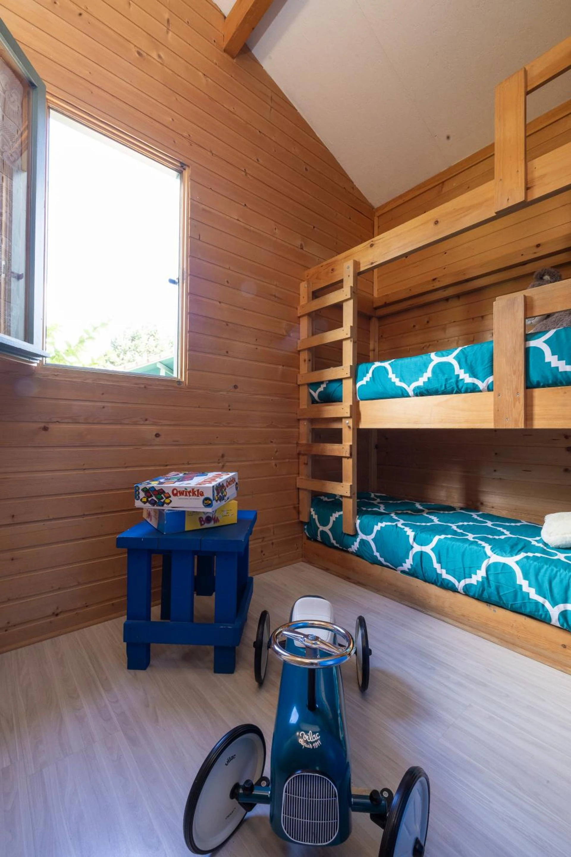 Magnifique chambre pour un séminaire d'entreprise à Camping Le Lac des Sapins - Cublize