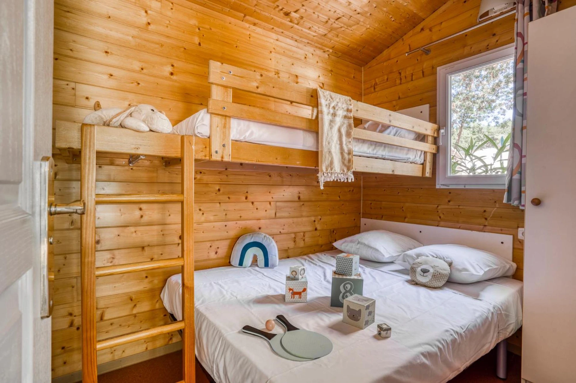 Chambre disponible pour un séminaire d'entreprise à Camping Le Bois Fleuri - Argelès-sur-Mer