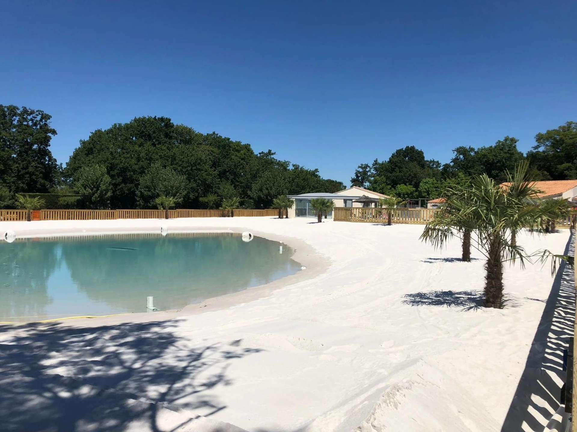 Lieu convivial pour un séminaire d'entreprise à Camping maeva Escapades Le Bois Joli - Bois-de-Cené - En savoir plus 