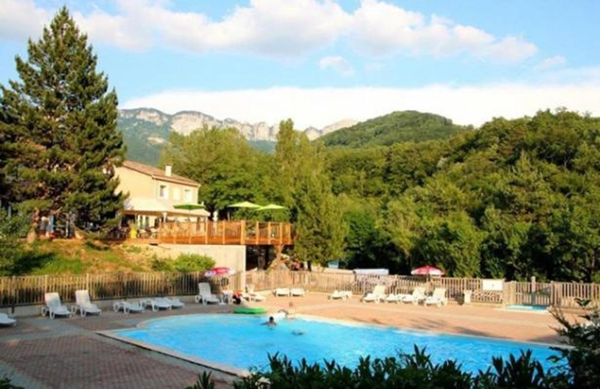 Organiser un séminaire d'entreprise : Camping Le Gallo Romain à barbieres