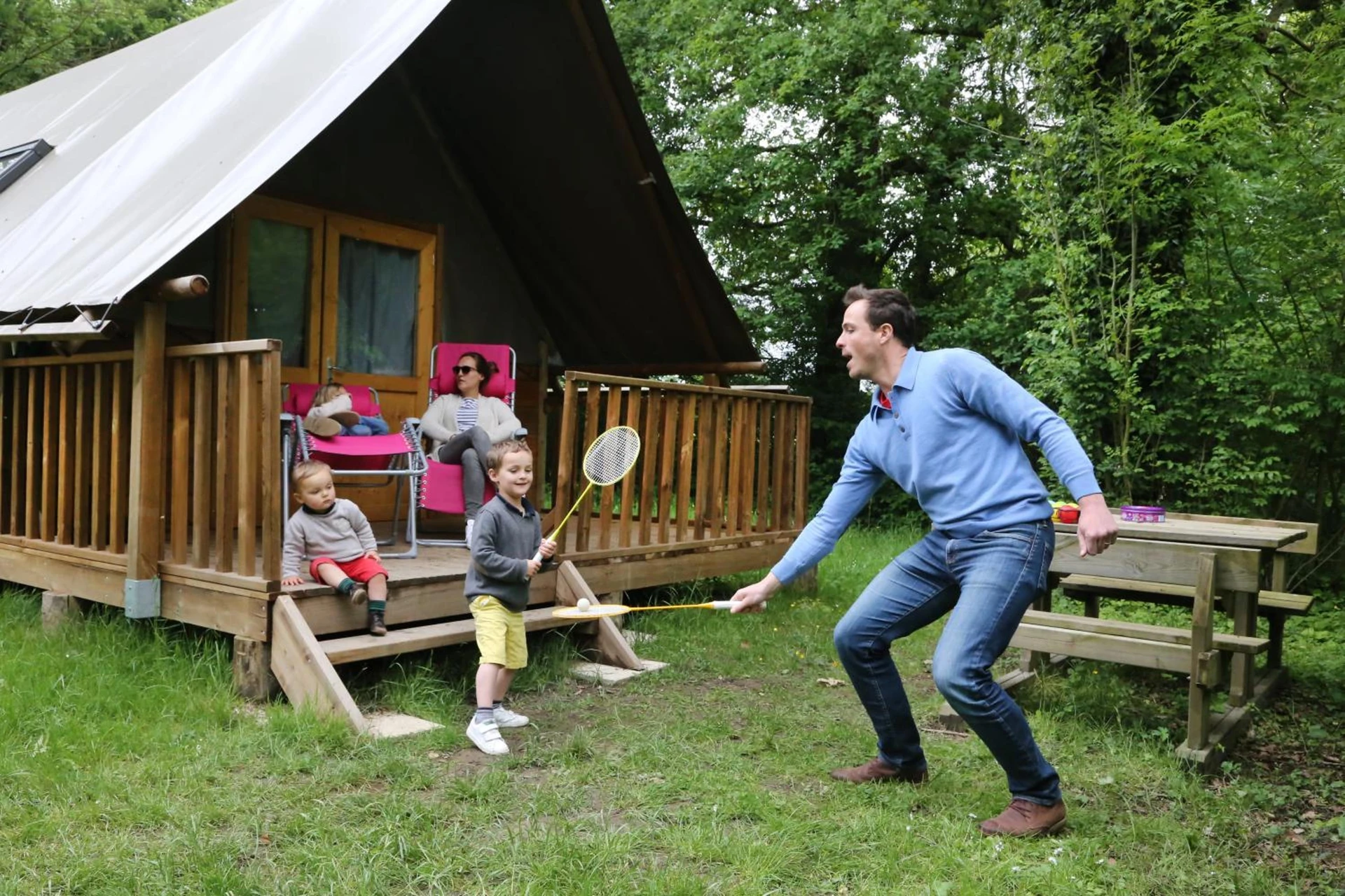 Salle de séminaire à Camping le Nid du Parc - Organiser un événement professionnel à Villars-les-Dombes