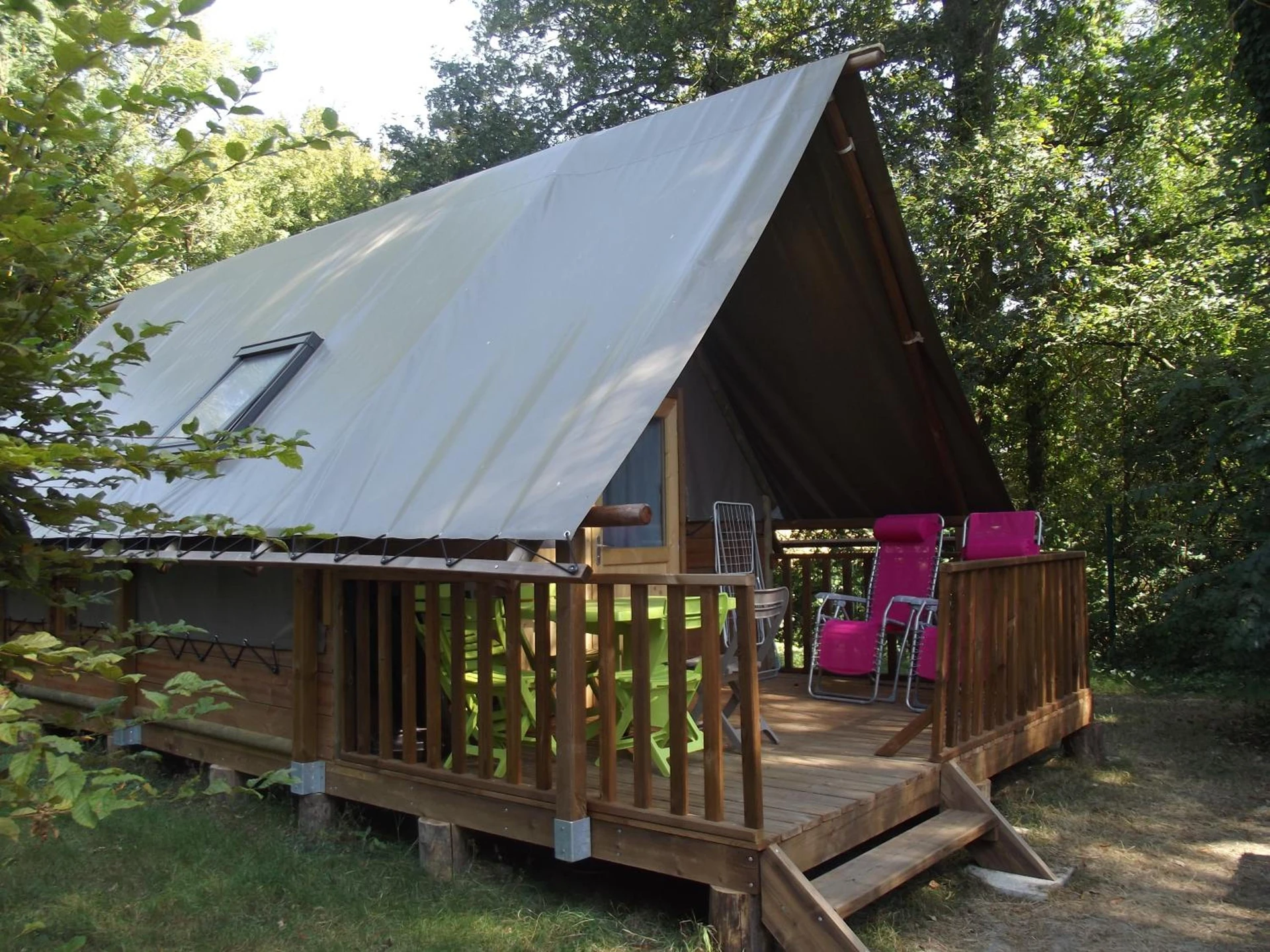 Chambre disponible pour un séminaire d'entreprise à Camping le Nid du Parc - Villars-les-Dombes