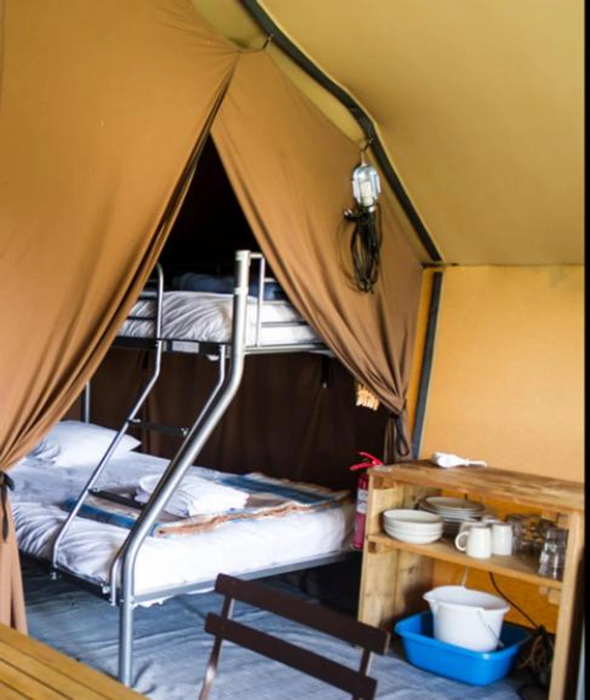 Chambre disponible pour un séminaire d'entreprise à CAMPING ONLYCAMP LE PETIT PORT - Châtel-Censoir