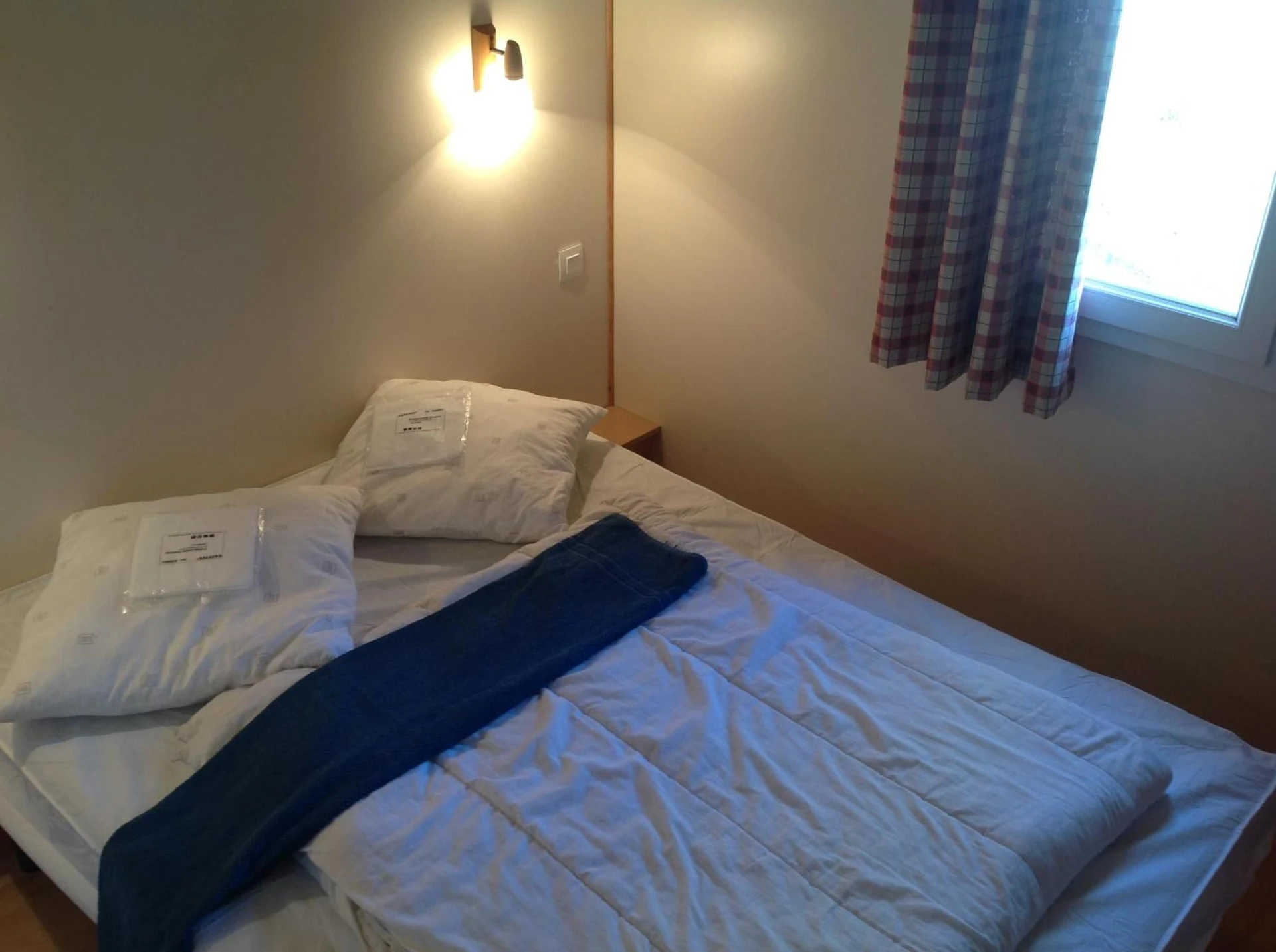 Chambre disponible pour un séminaire d'entreprise à Camping Le Pont d'Allagnon - Lempdes sur Allagnon