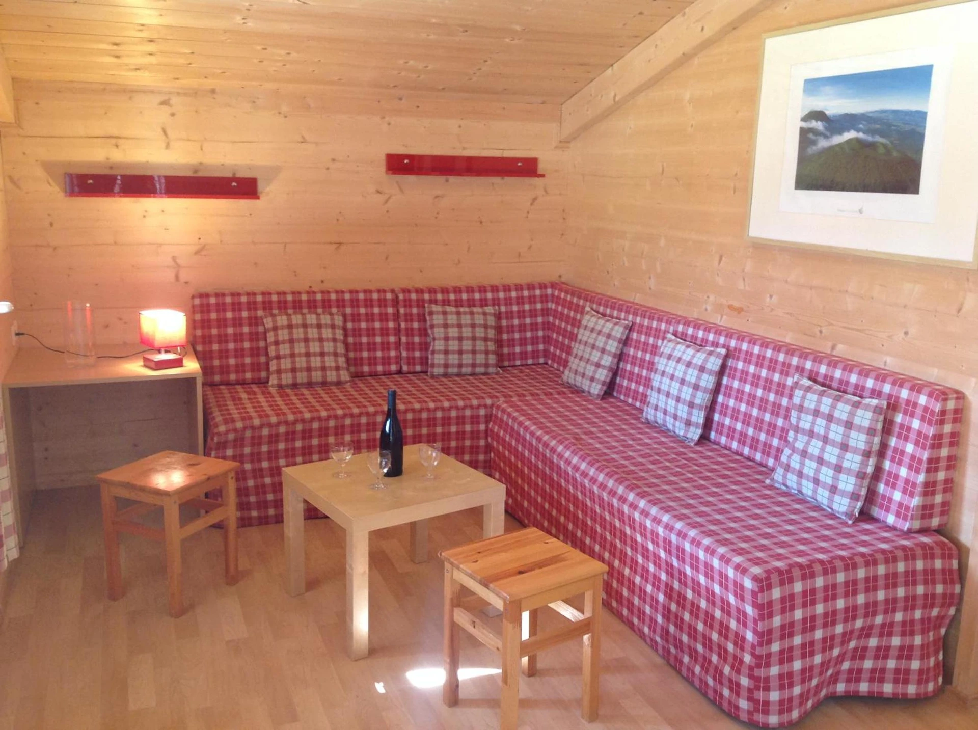 Chambre disponible pour un séminaire d'entreprise à Camping Le Pont d'Allagnon - Lempdes sur Allagnon