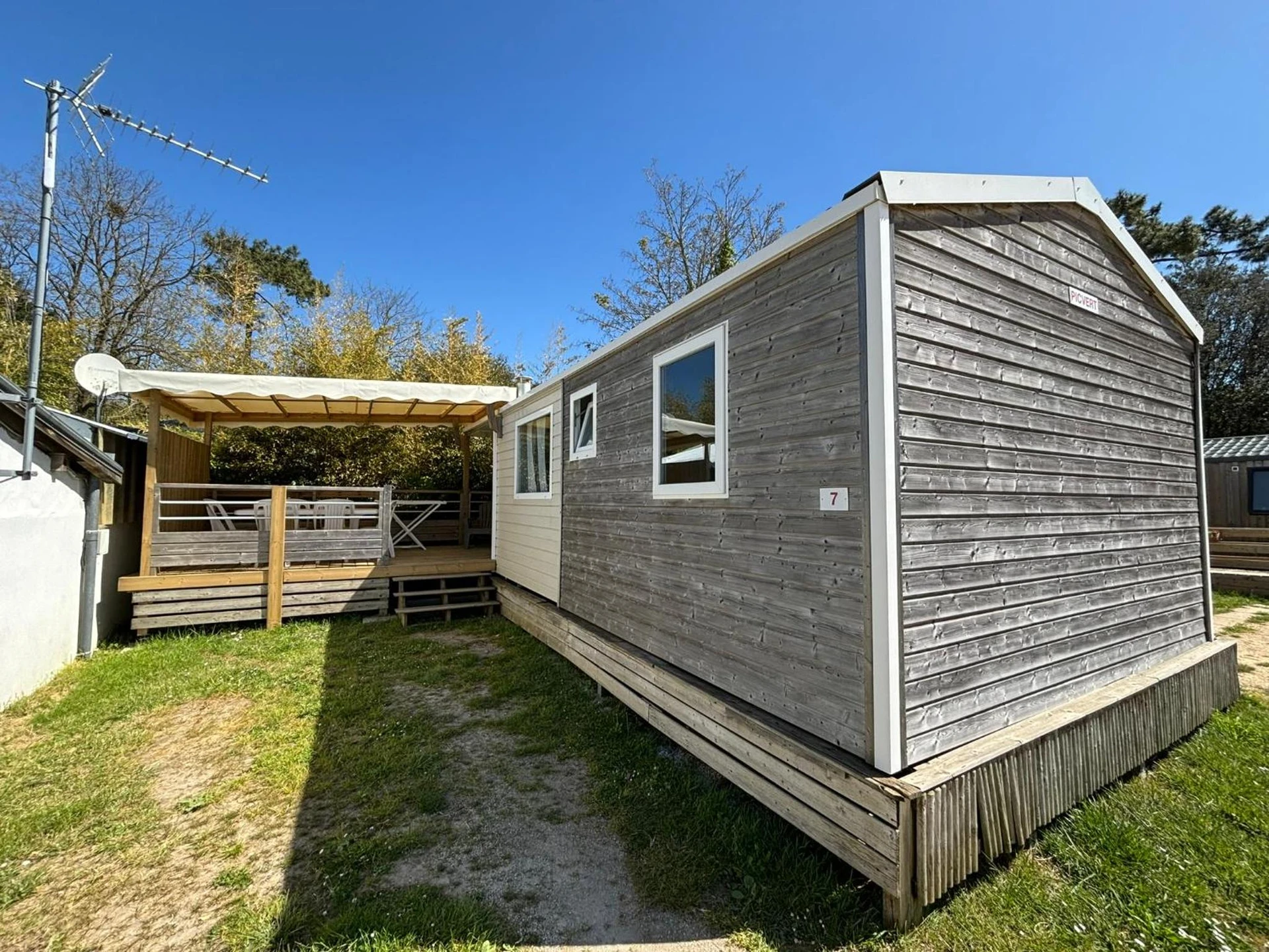 Lieu convivial pour un séminaire d'entreprise à Camping Le Repos - Saint-Palais-sur-Mer - En savoir plus 