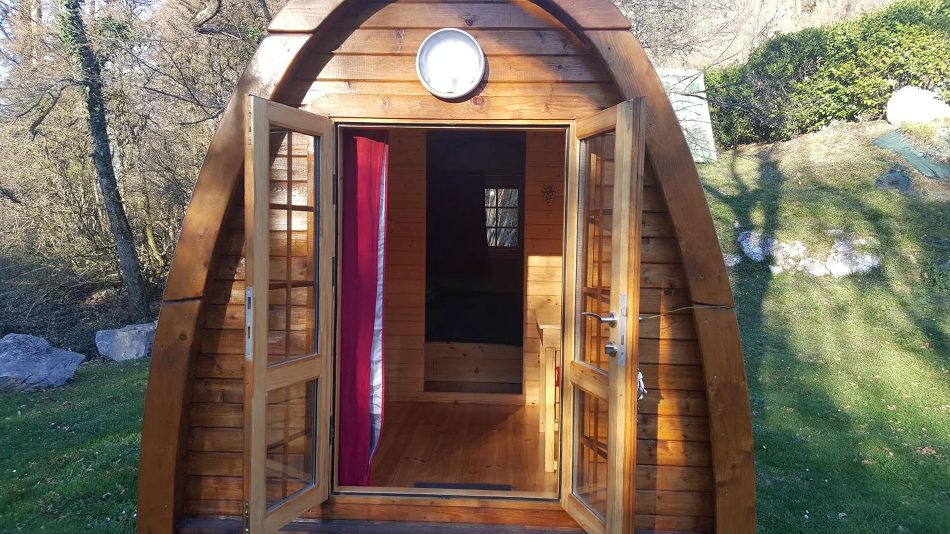 Chambre disponible pour un séminaire d'entreprise à Camping Le Rey - Louvie Juzon