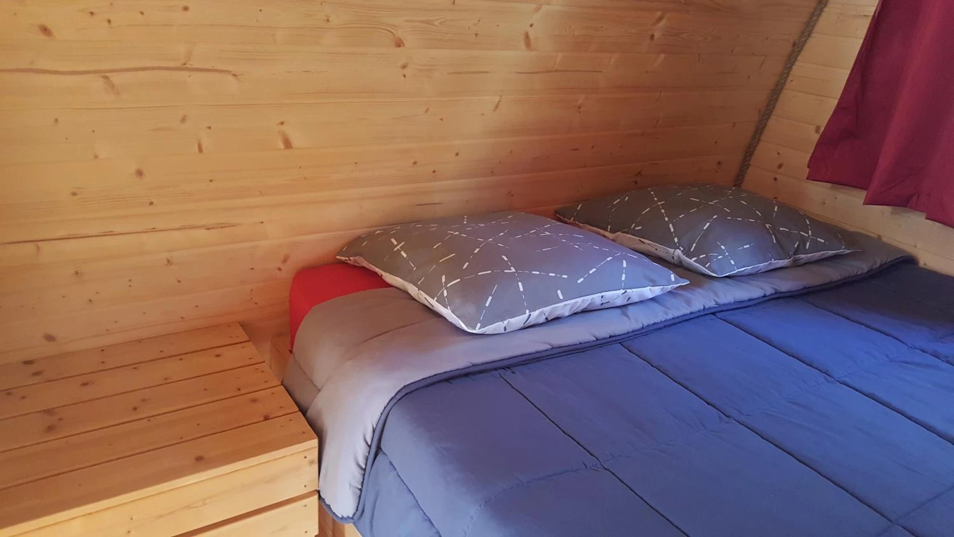 Magnifique chambre pour un séminaire d'entreprise à Camping Le Rey - Louvie Juzon