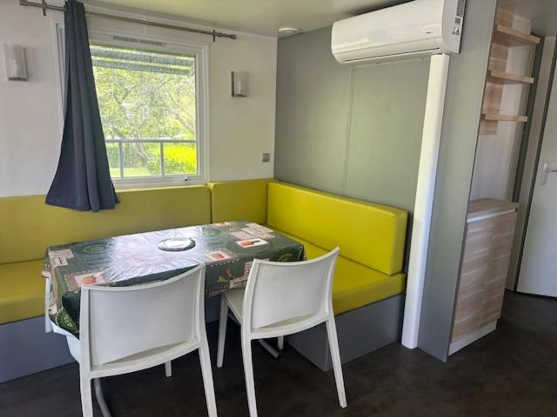 Ambiance de travail pour séminaire d'entreprise à Camping Le Ruisseau - Saint-André-de-Seignanx