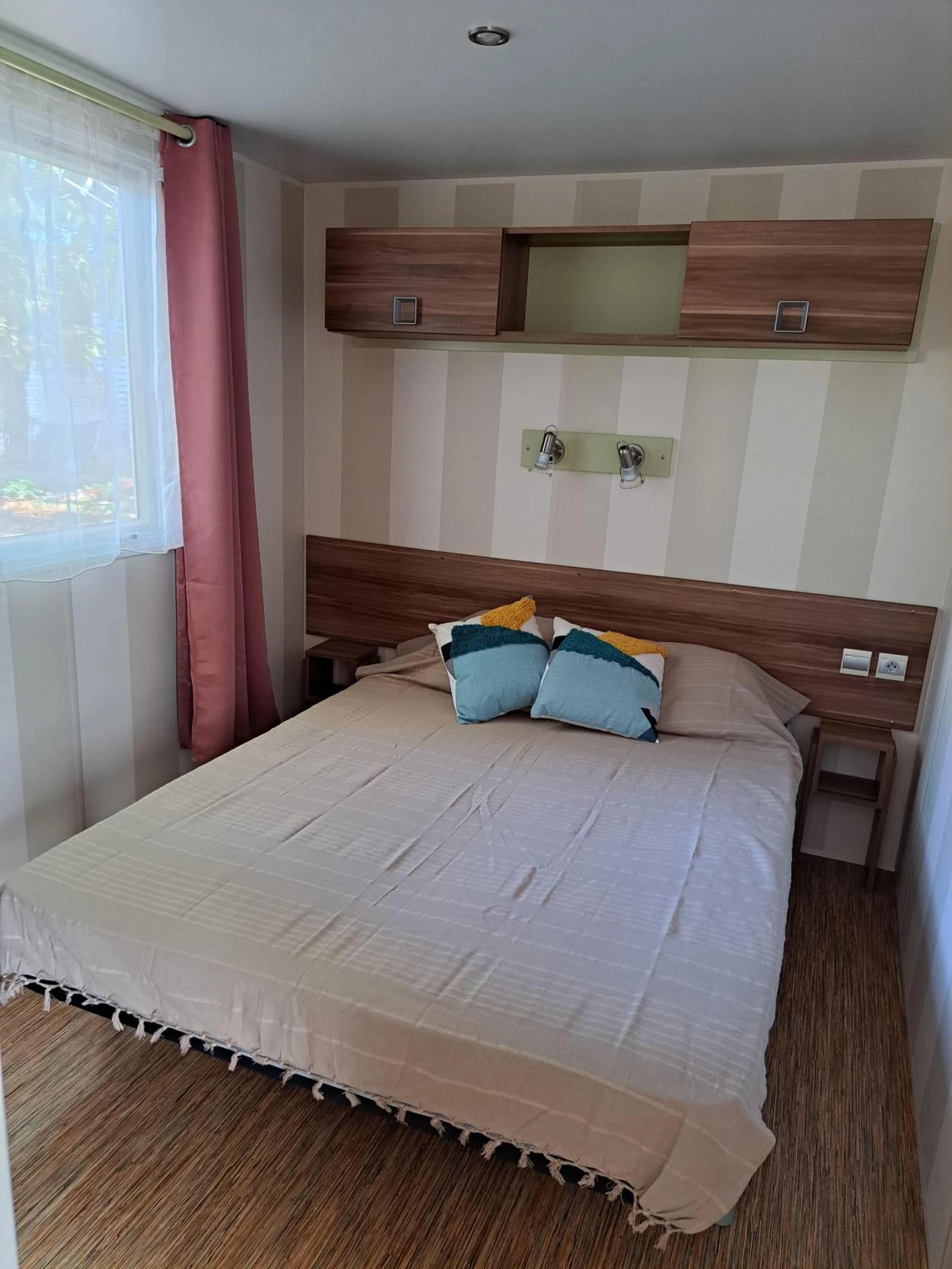 Chambre disponible pour un séminaire d'entreprise à Camping Le Soulhol - Saint-Céré