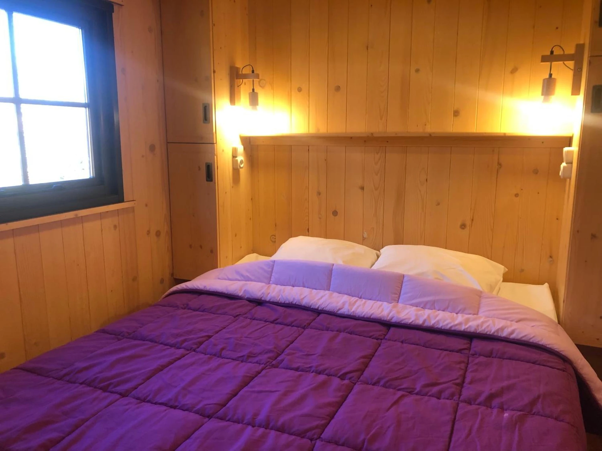Magnifique chambre pour un séminaire d'entreprise à Lodges du Camping les 4 Saisons - Grane
