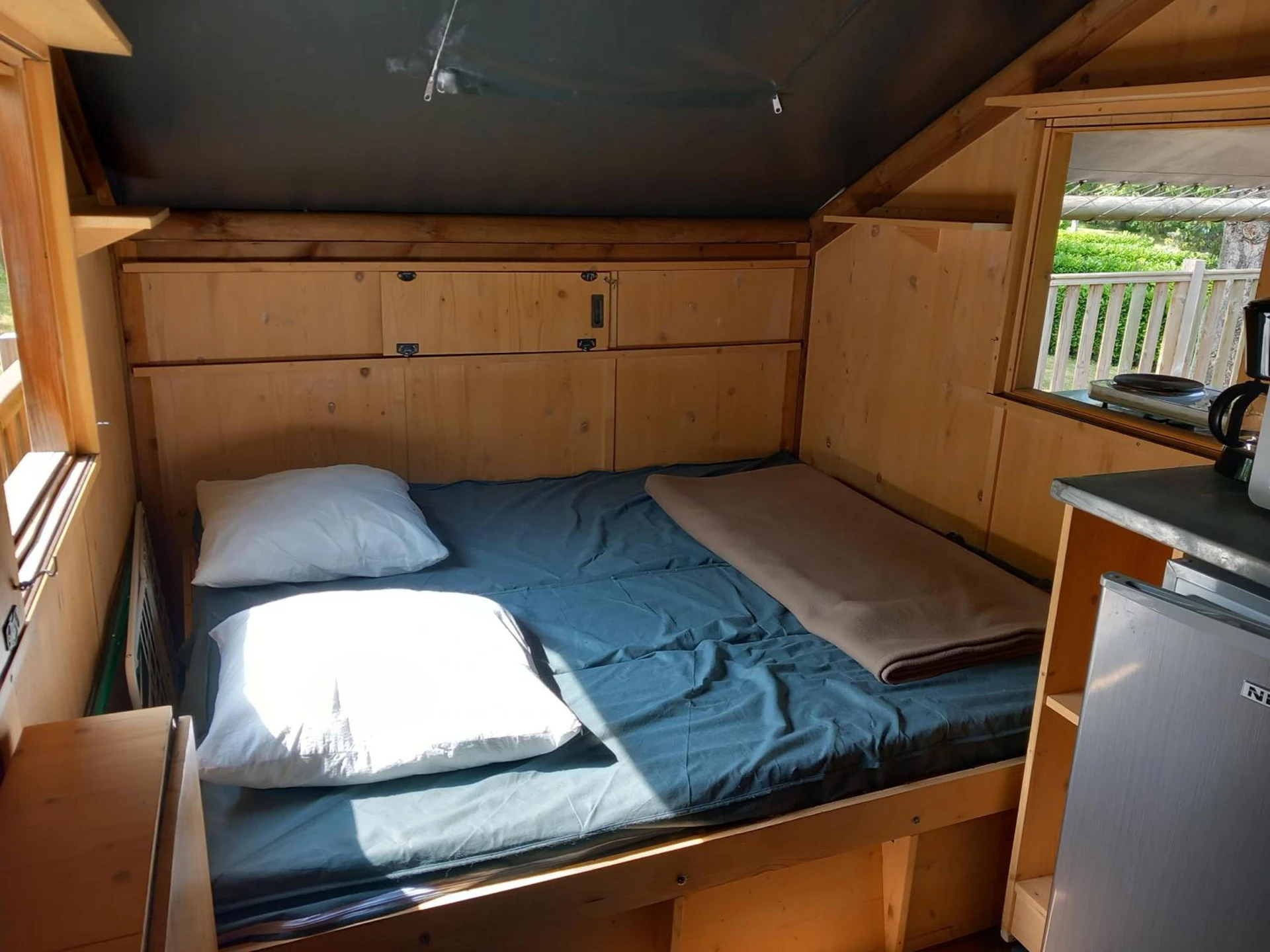 Chambre disponible pour un séminaire d'entreprise à Les Auzerals camping du lac - Rabastens