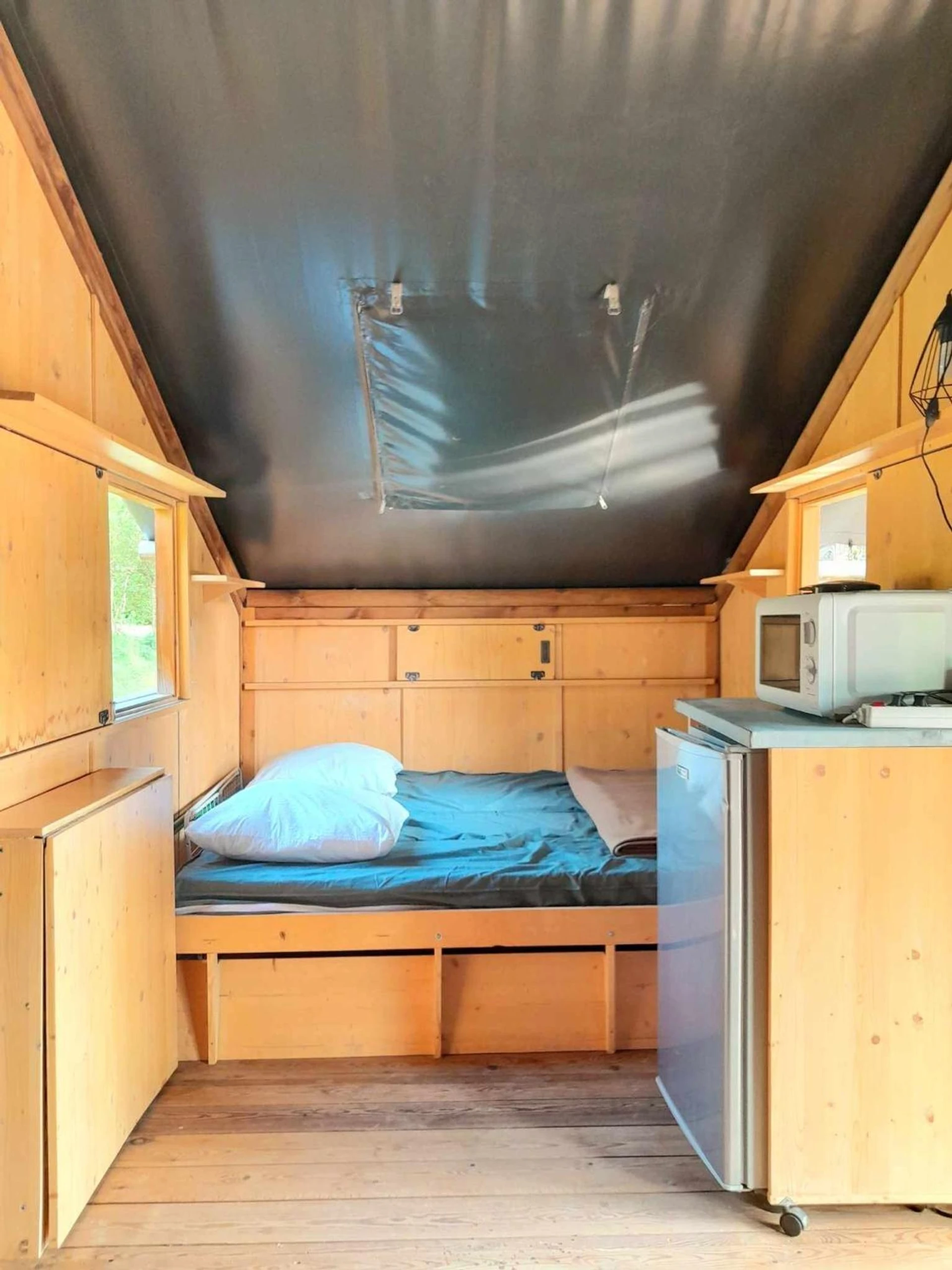 Chambre disponible pour un séminaire d'entreprise à Les Auzerals camping du lac - Rabastens