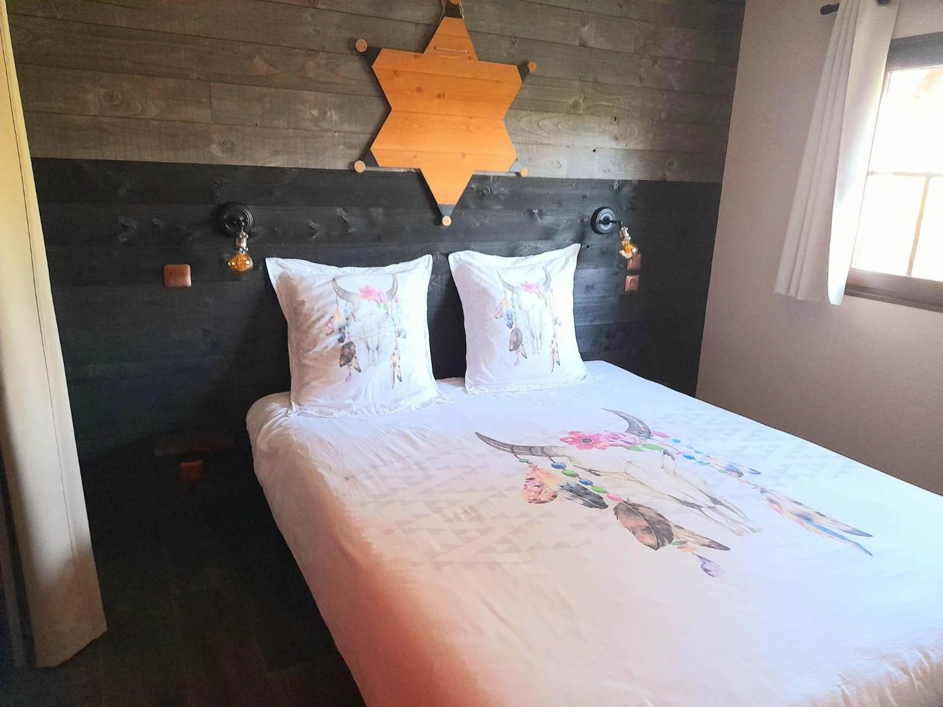Magnifique chambre pour un séminaire d'entreprise à Les Auzerals camping du lac - Rabastens