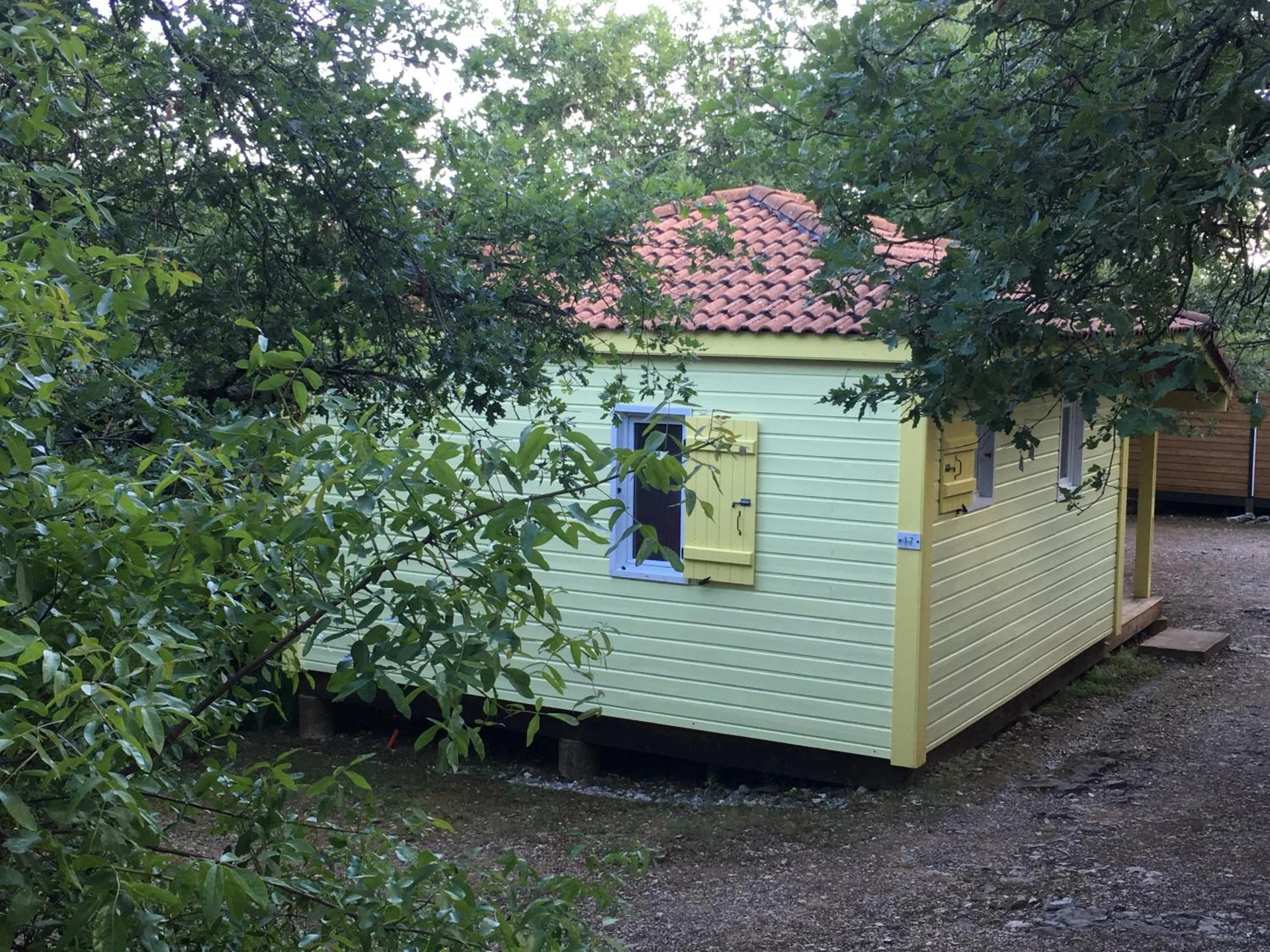 Chambre disponible pour un séminaire d'entreprise à Camping Chalets Les Chênes Verts - Vogüé