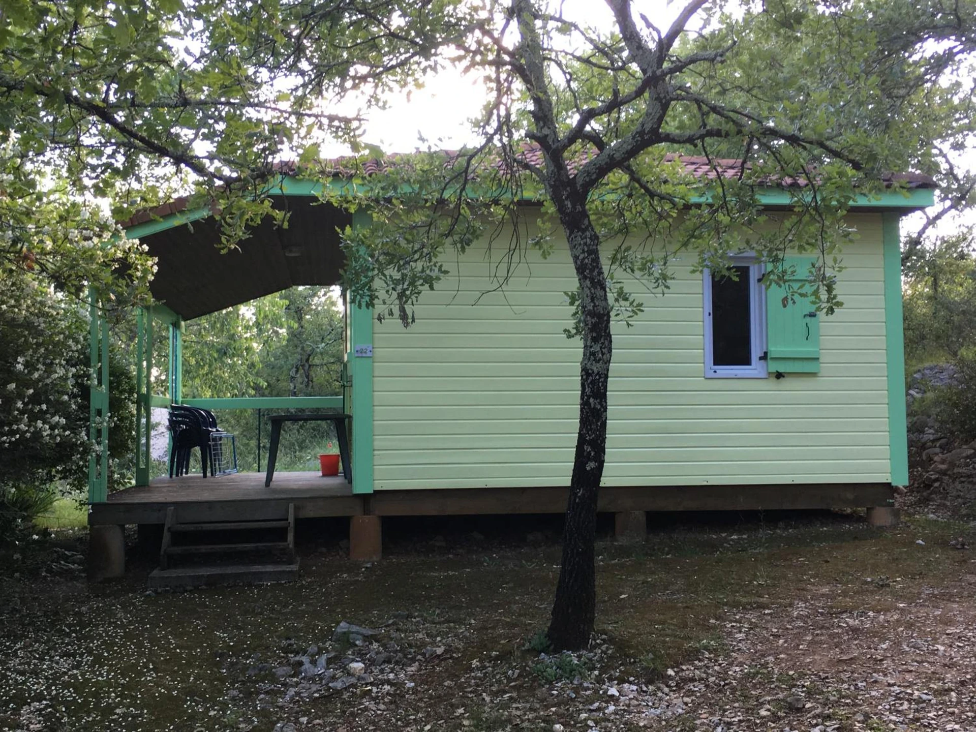 Magnifique chambre pour un séminaire d'entreprise à Camping Chalets Les Chênes Verts - Vogüé