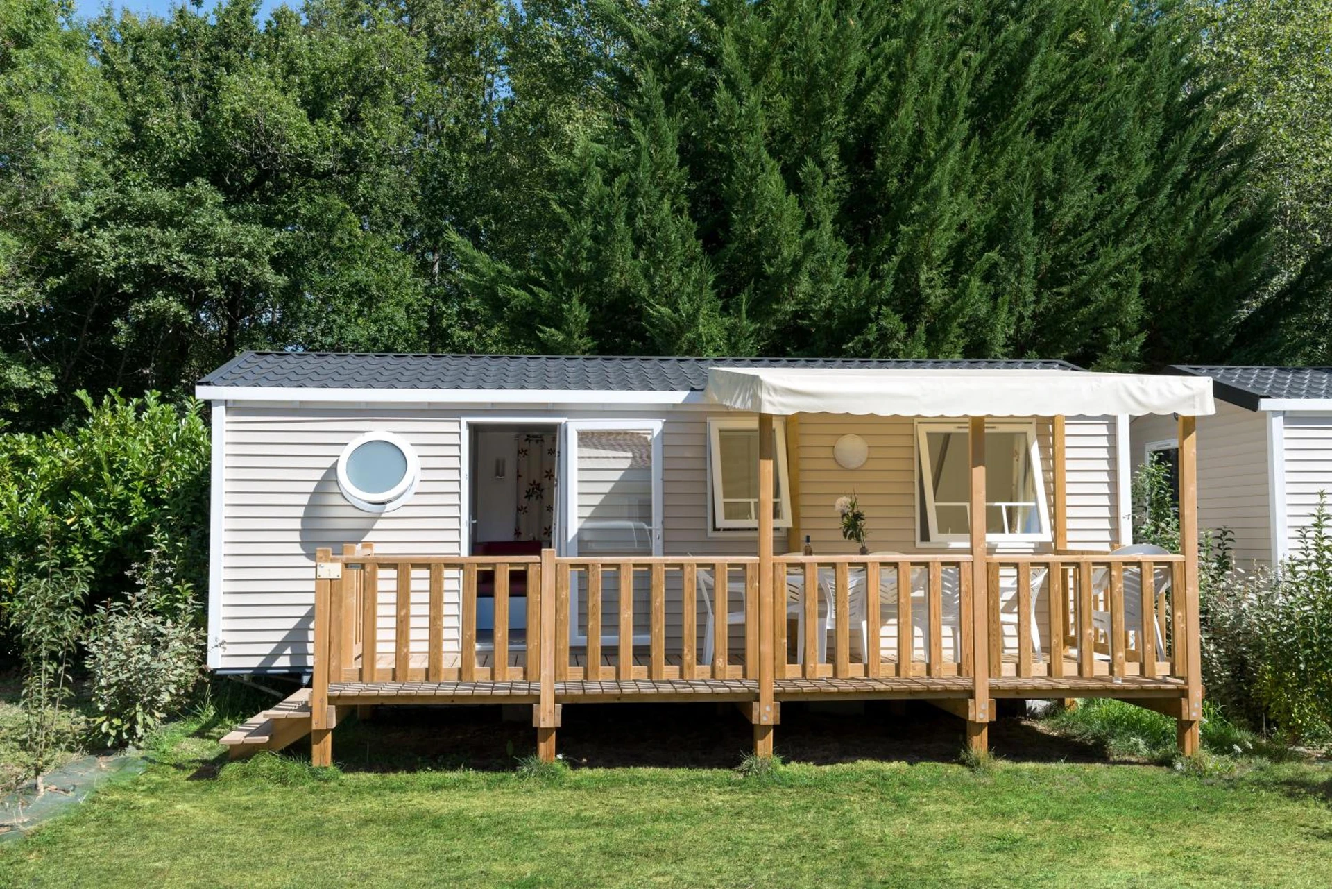 Ambiance de travail pour séminaire d'entreprise à Camping Les Chèvrefeuilles - Royan