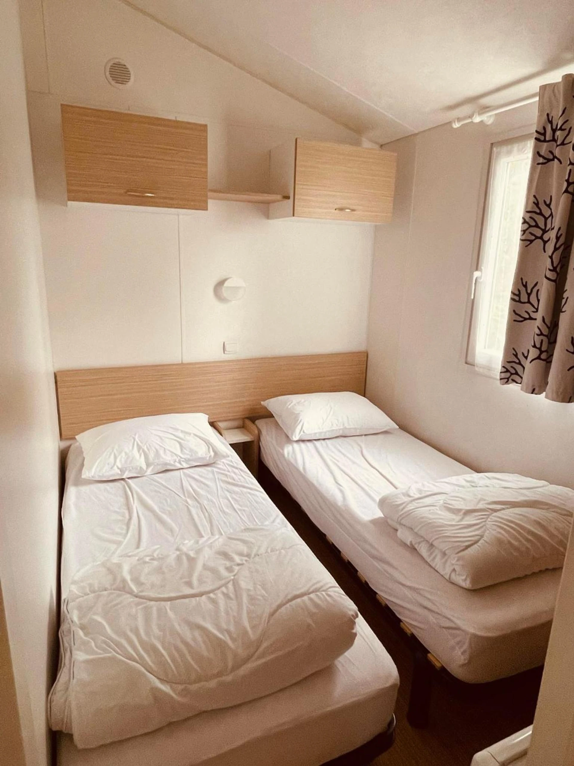Chambre à Mobil-home 3ch le Per Malou Camping Les Clarines - Organiser un séminaire d'entreprise à La Bourboule