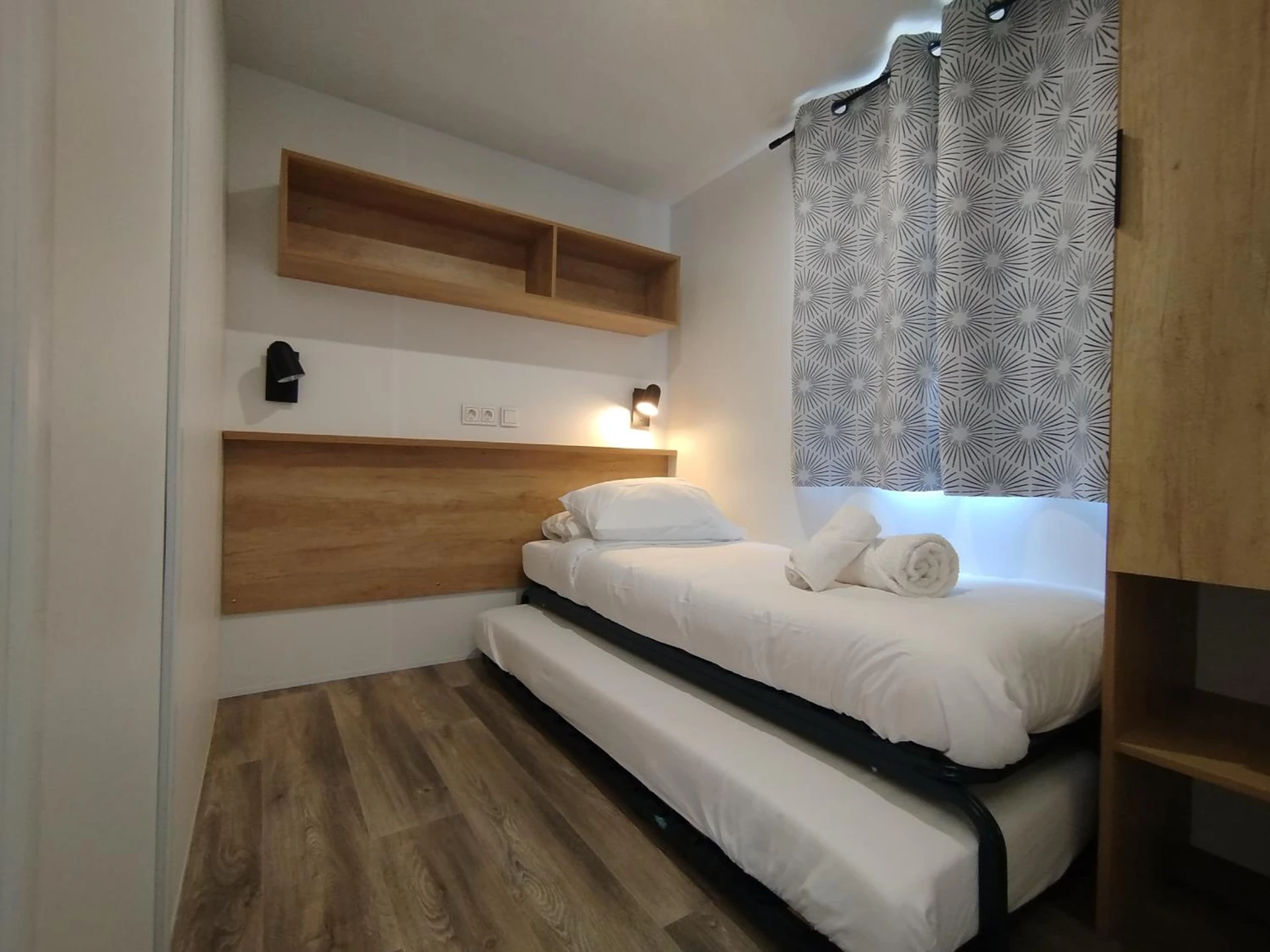 Magnifique chambre pour un séminaire d'entreprise à Camping les lodges du lagon - Calvisson