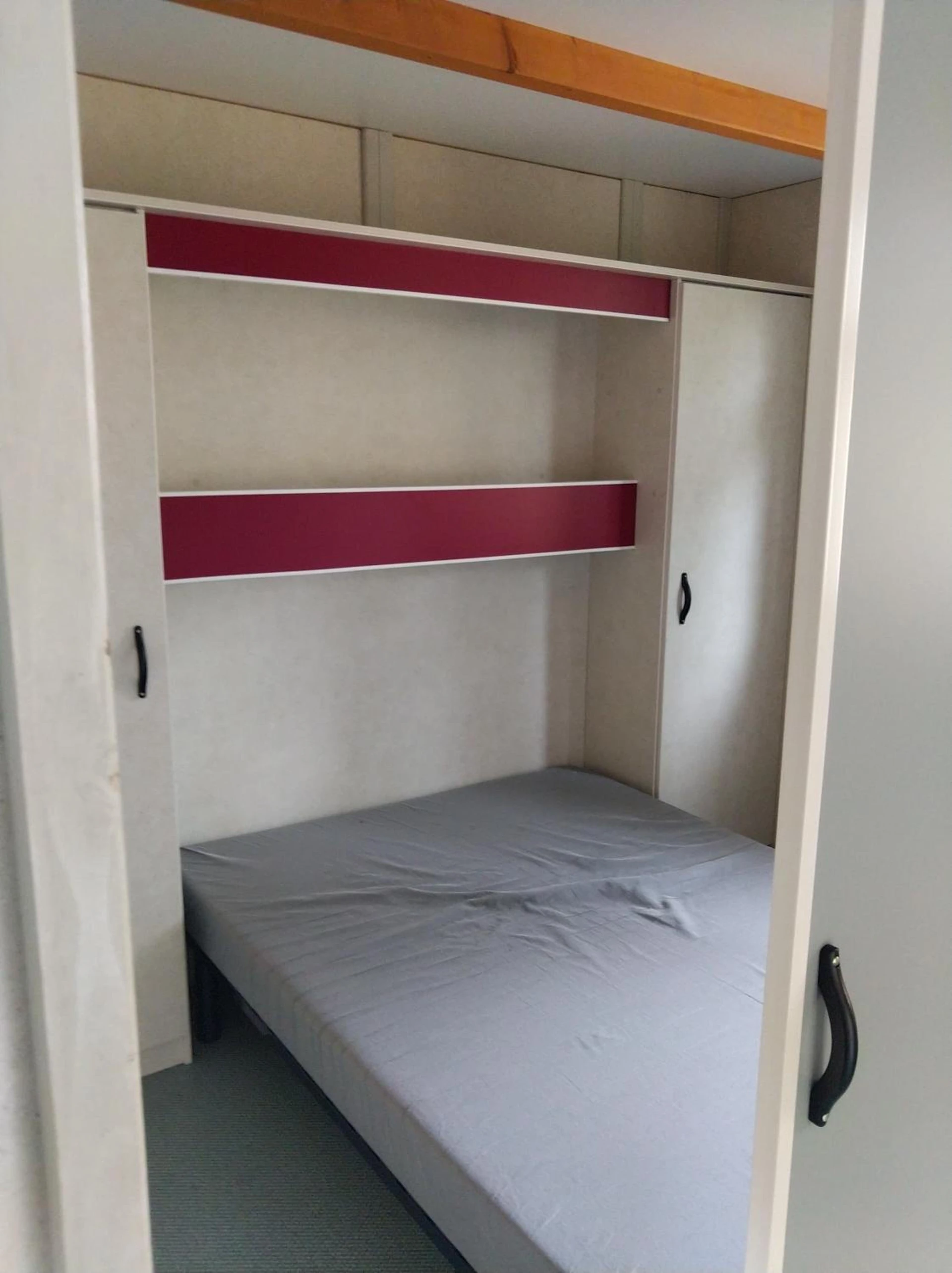 Chambre disponible pour un séminaire d'entreprise à Camping les Mancellieres - Avrillé