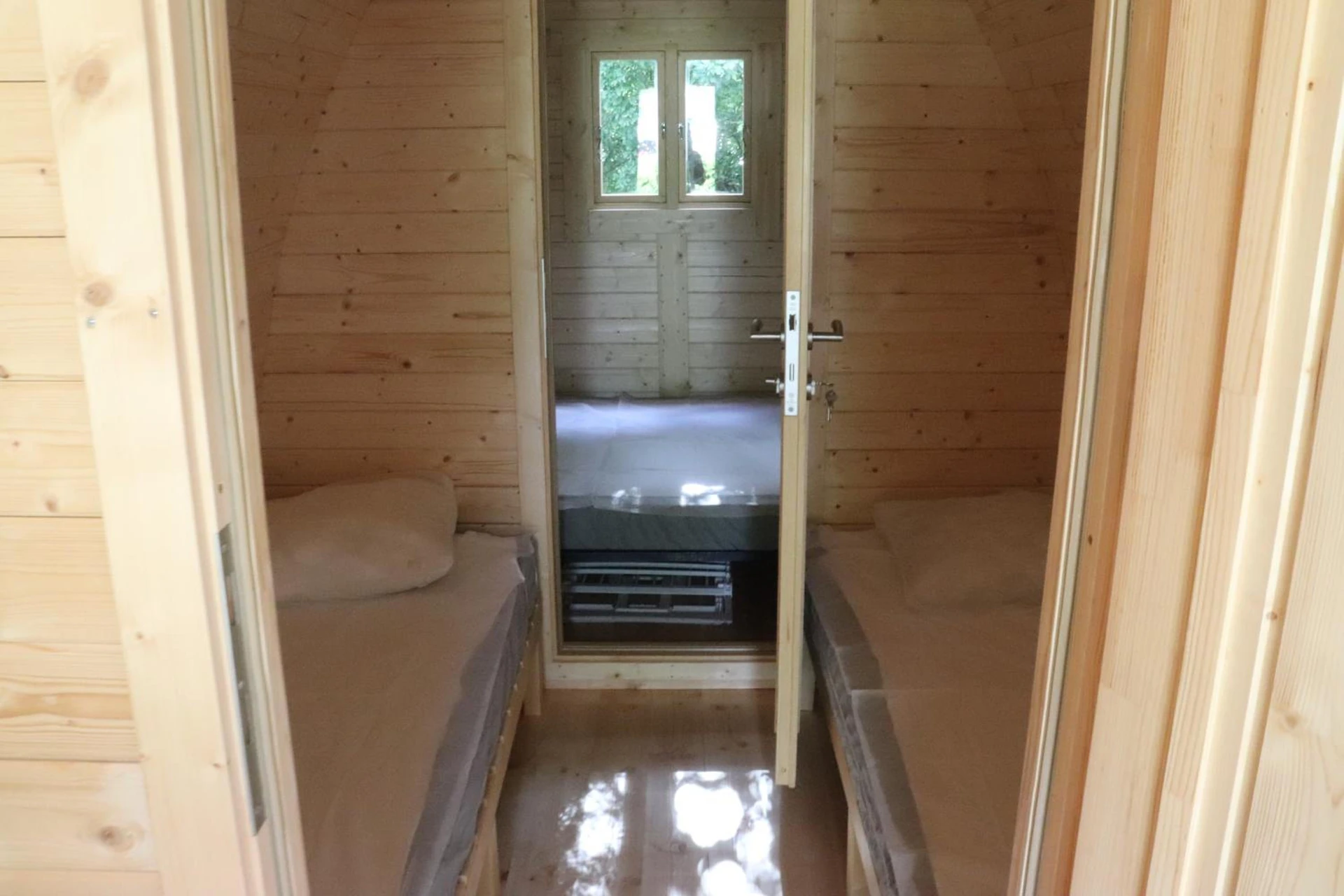 Chambre disponible pour un séminaire d'entreprise à Camping les Mancellieres - Avrillé