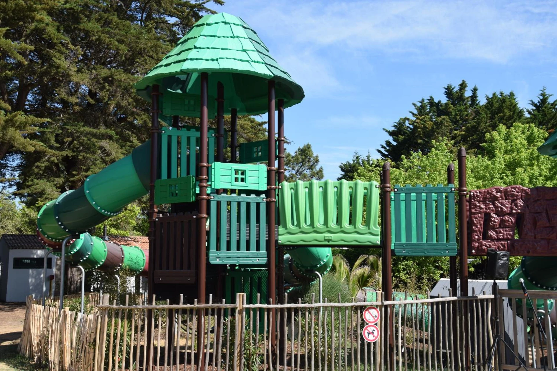 Ambiance de travail pour séminaire d'entreprise à Camping Les Maraises - Saint-Martin-de-Ré