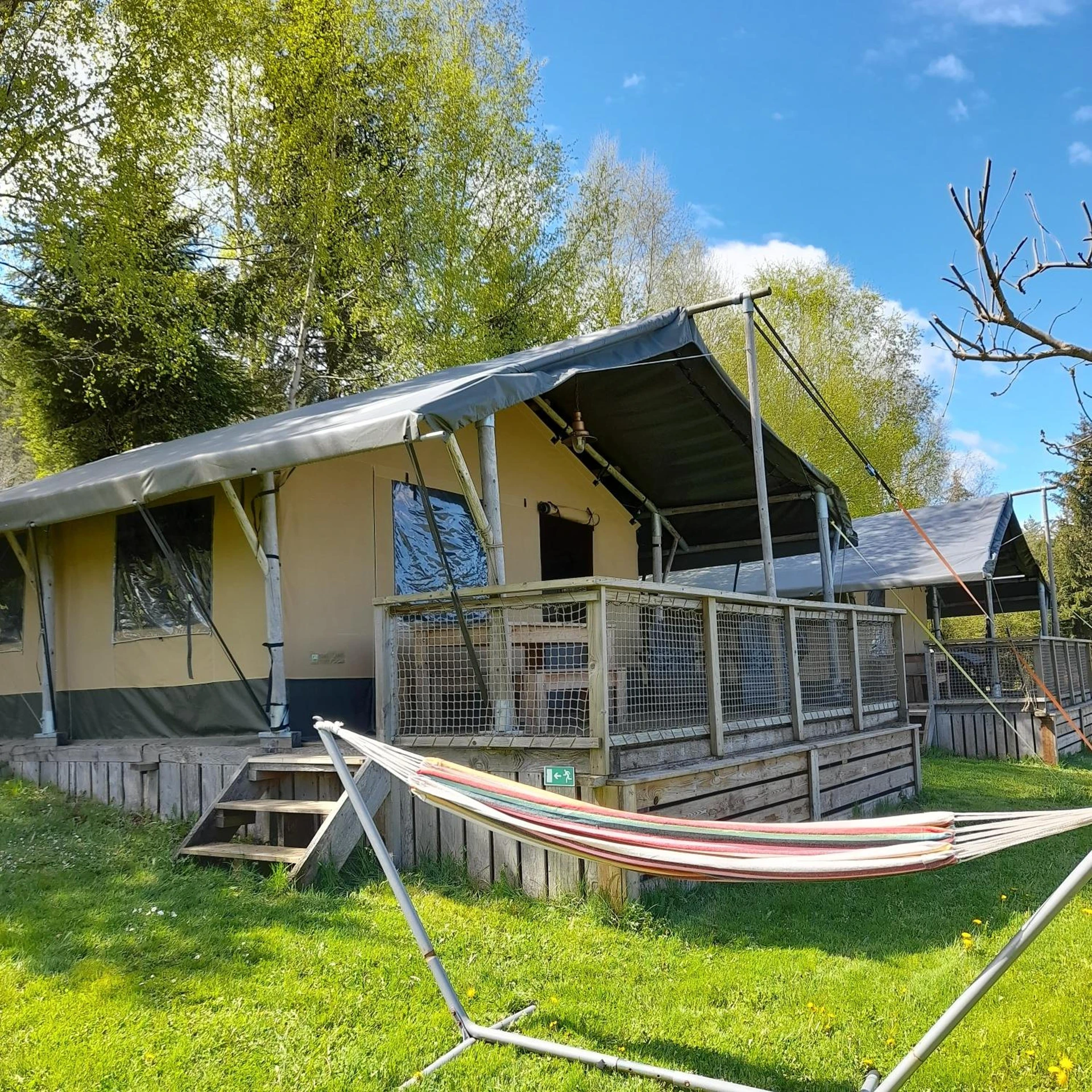 Organiser un séminaire d'entreprise : Chalet et mobil homes dans la montagne au Camping les Sapins à camurac