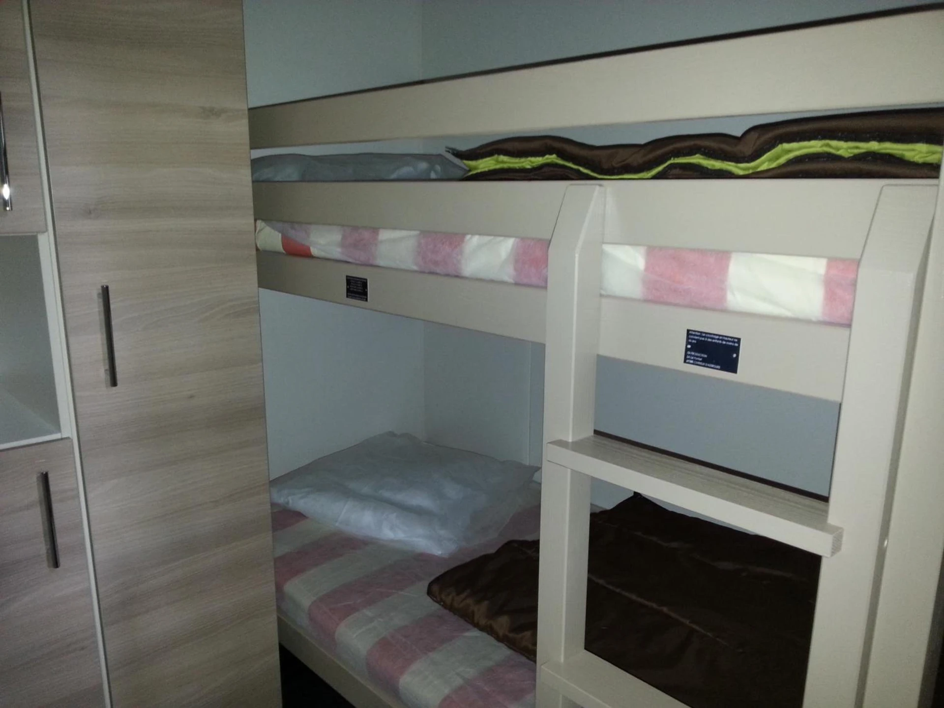 Chambre disponible pour un séminaire d'entreprise à Camping Les Sources - Saint-Jean-du-Gard