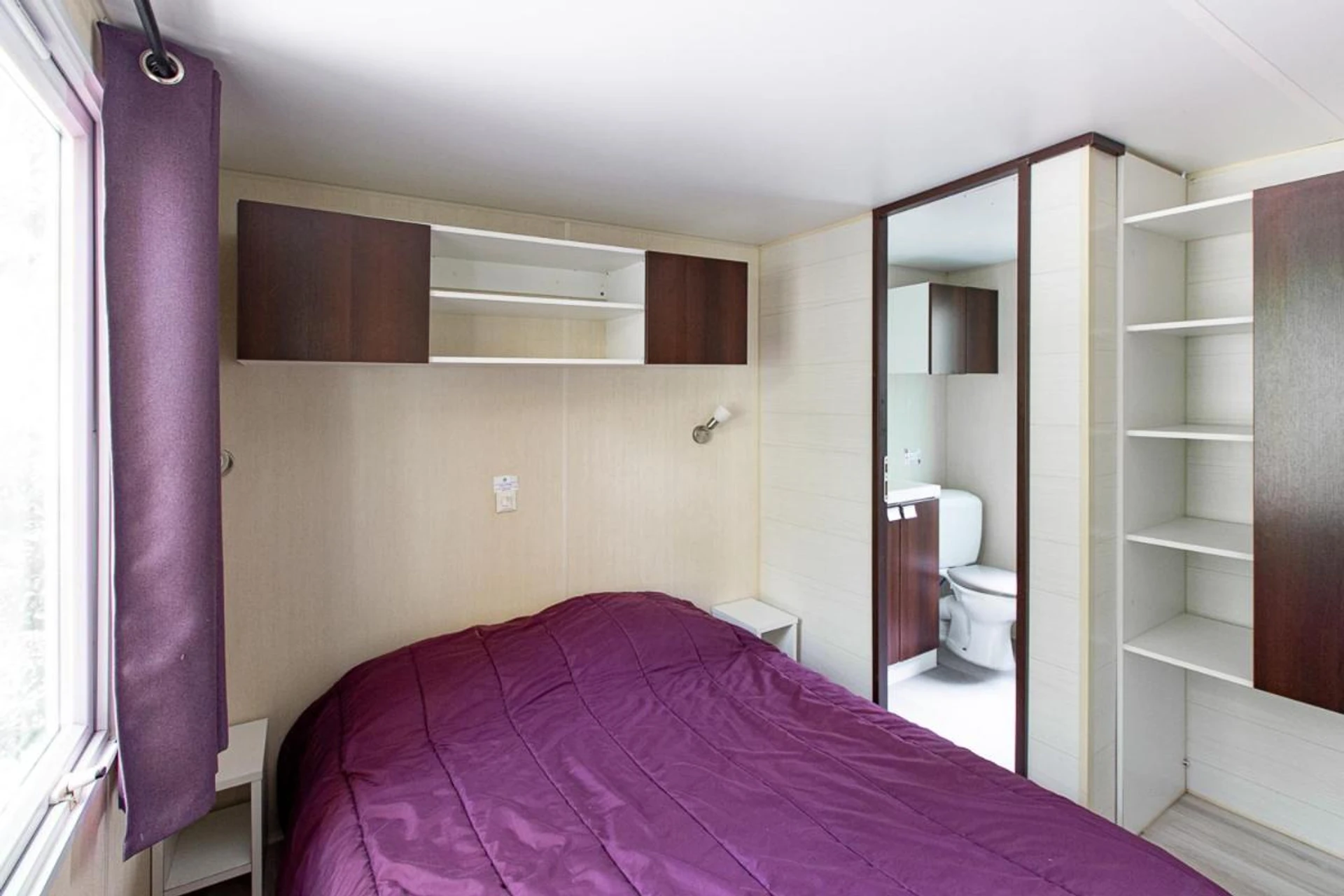 Magnifique chambre pour un séminaire d'entreprise à Camping 3* Les Templiers - Roquebillière