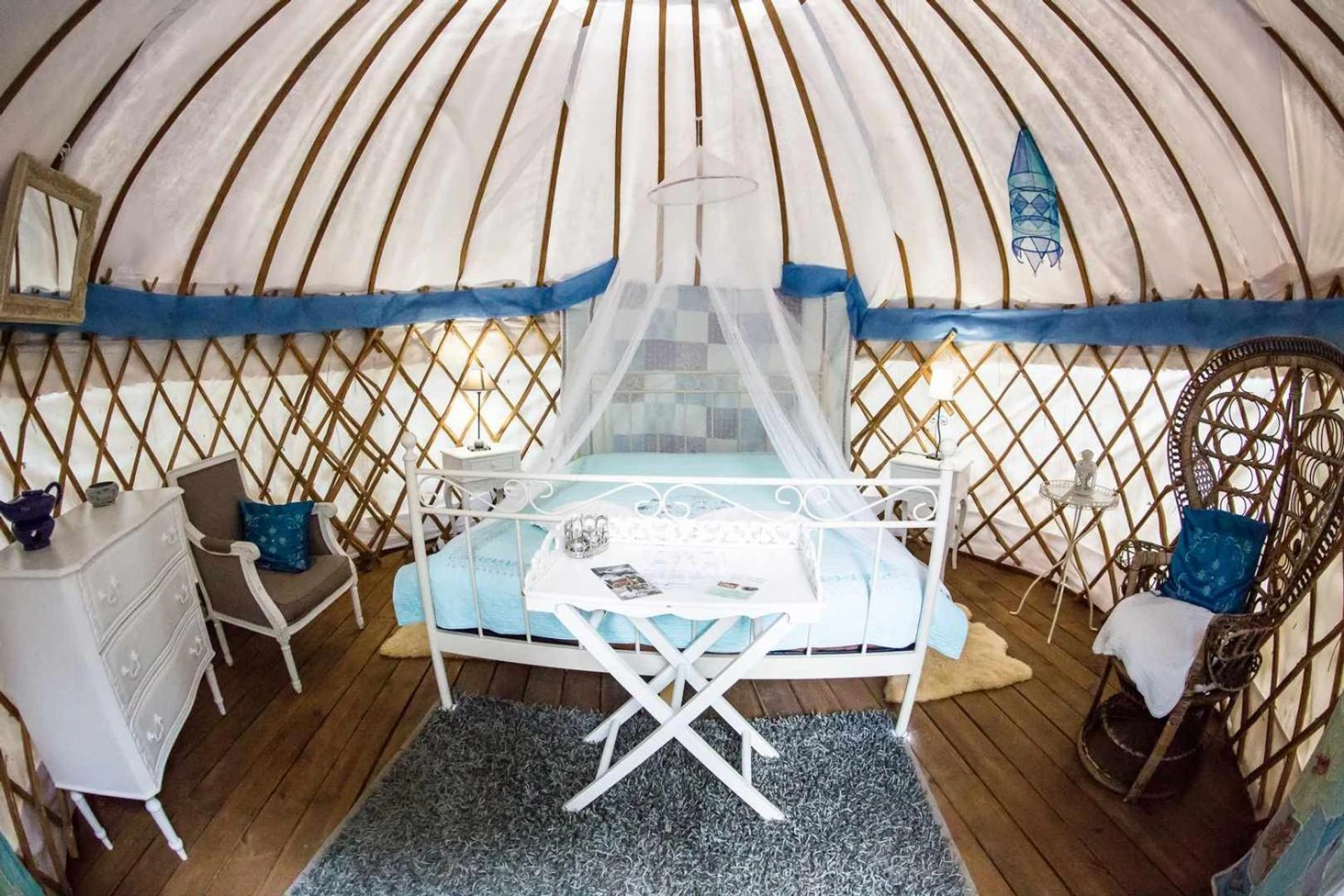 Organiser un séminaire d'entreprise : Camping Mille Étoiles à labastide-de-virac