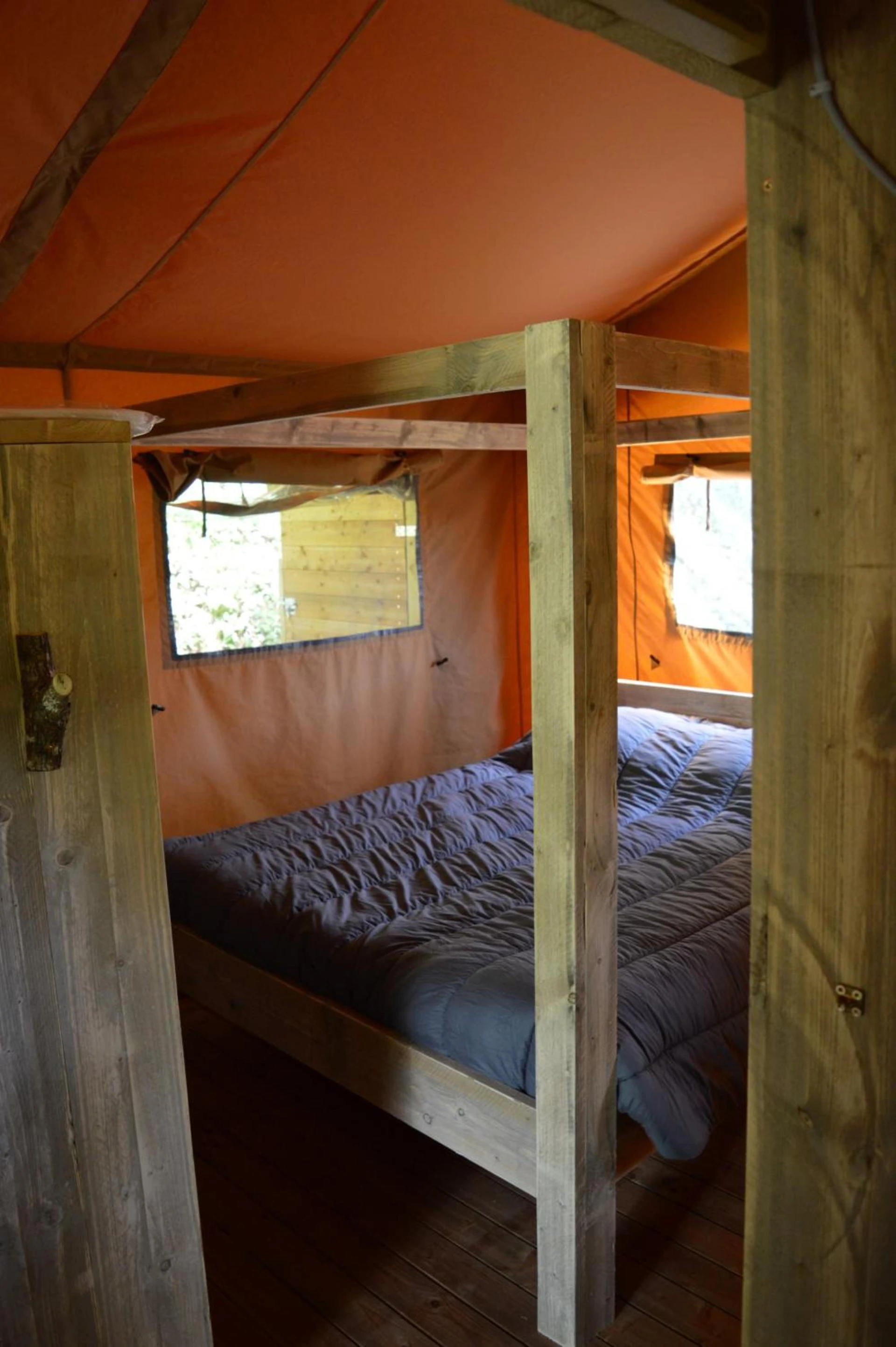 Magnifique chambre pour un séminaire d'entreprise à Camping Moulin De Chaules - Saint-Constant