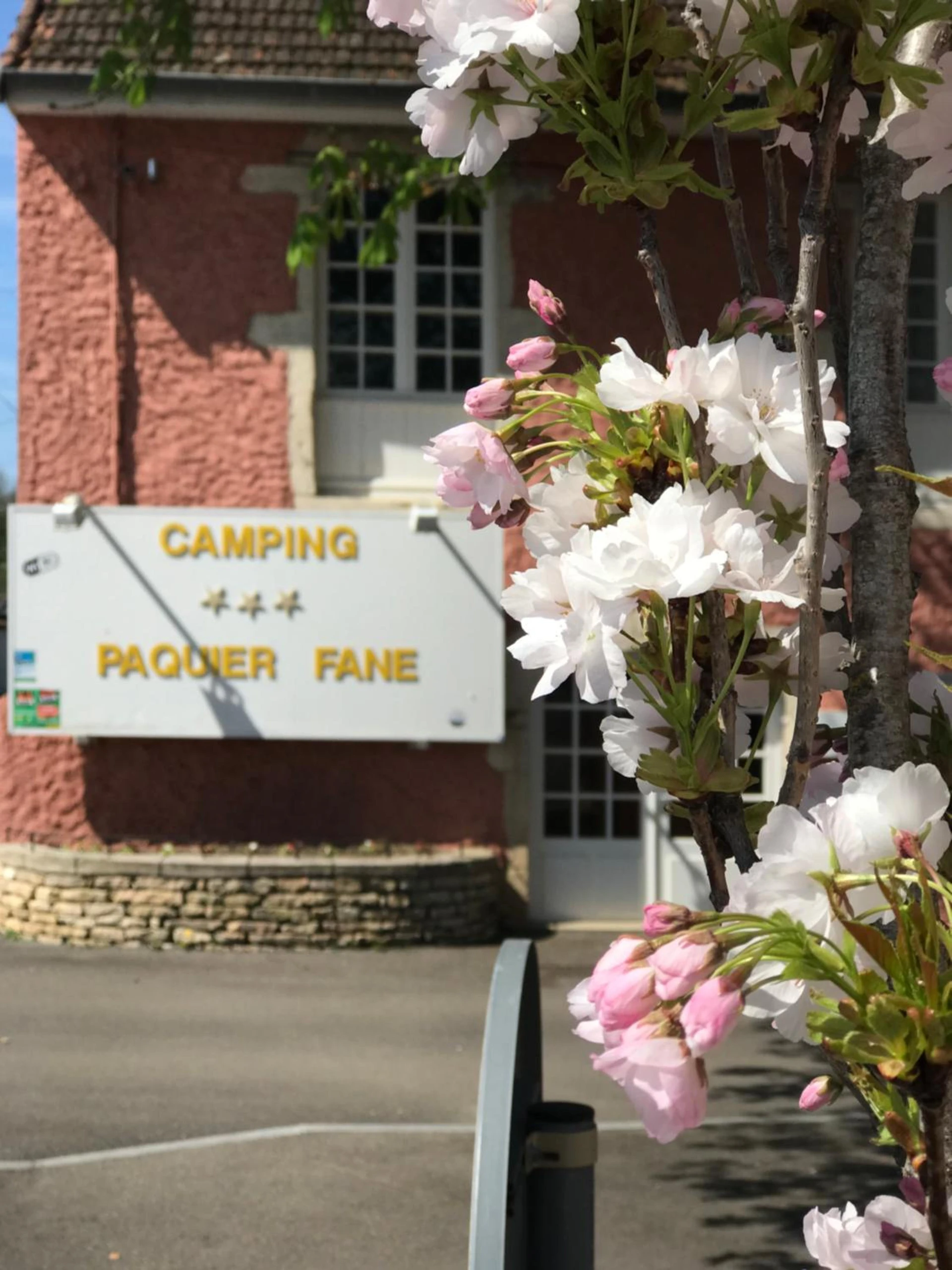 Chambre à Camping Du Paquier Fané - Organiser un séminaire d'entreprise à Chagny