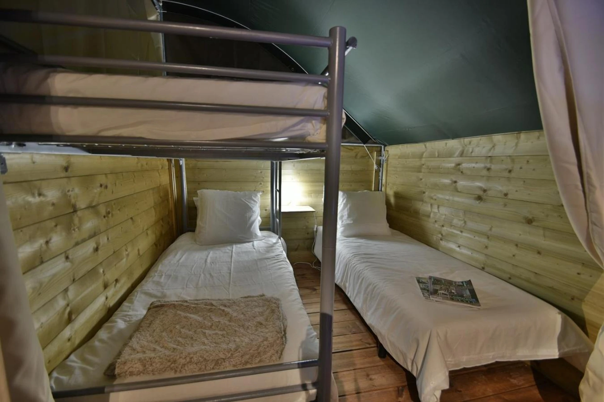 Chambre disponible pour un séminaire d'entreprise à Camping Du Paquier Fané - Chagny