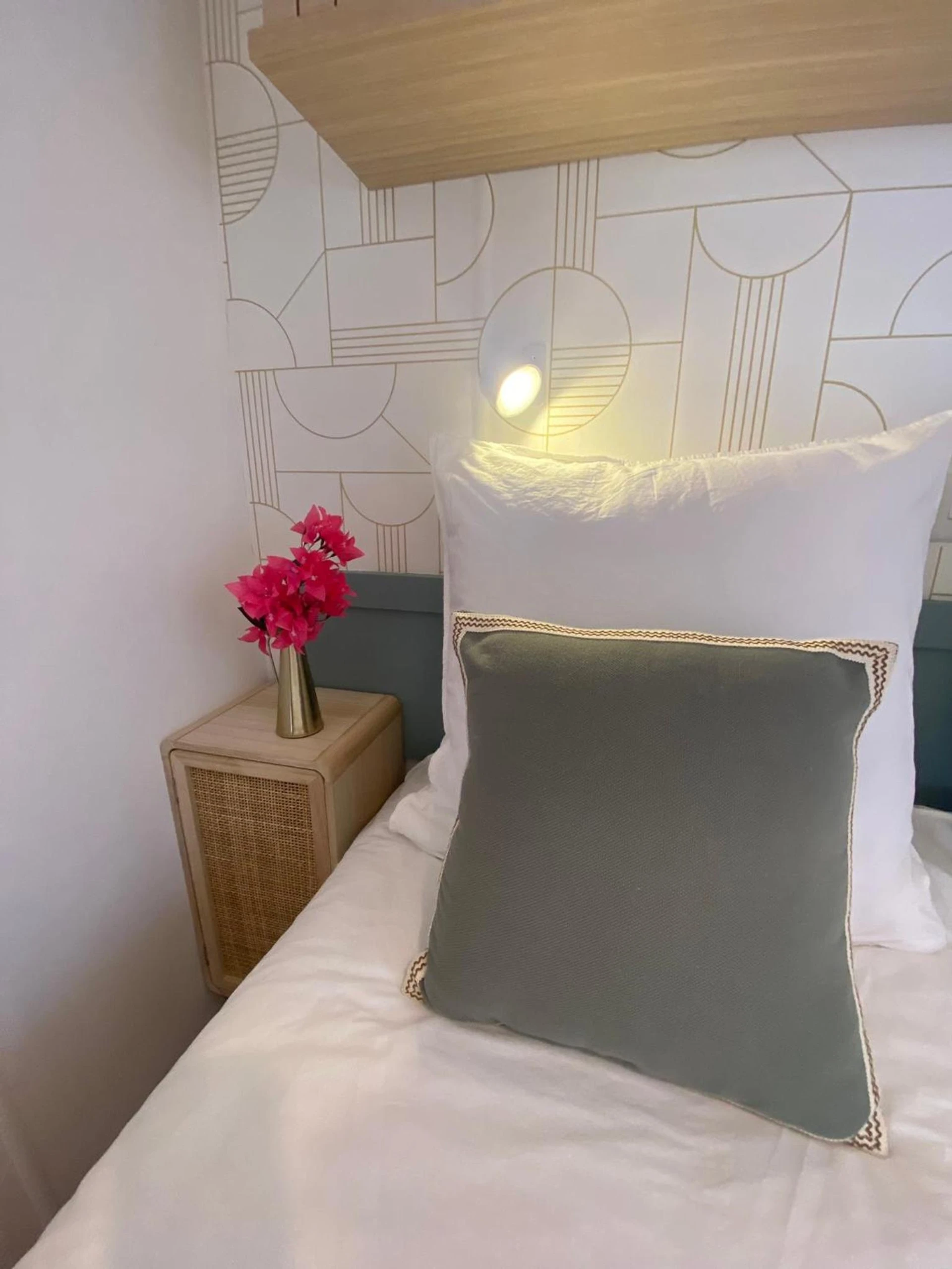 Chambre disponible pour un séminaire d'entreprise à Bungalow Camping Parc Montana - Gassin