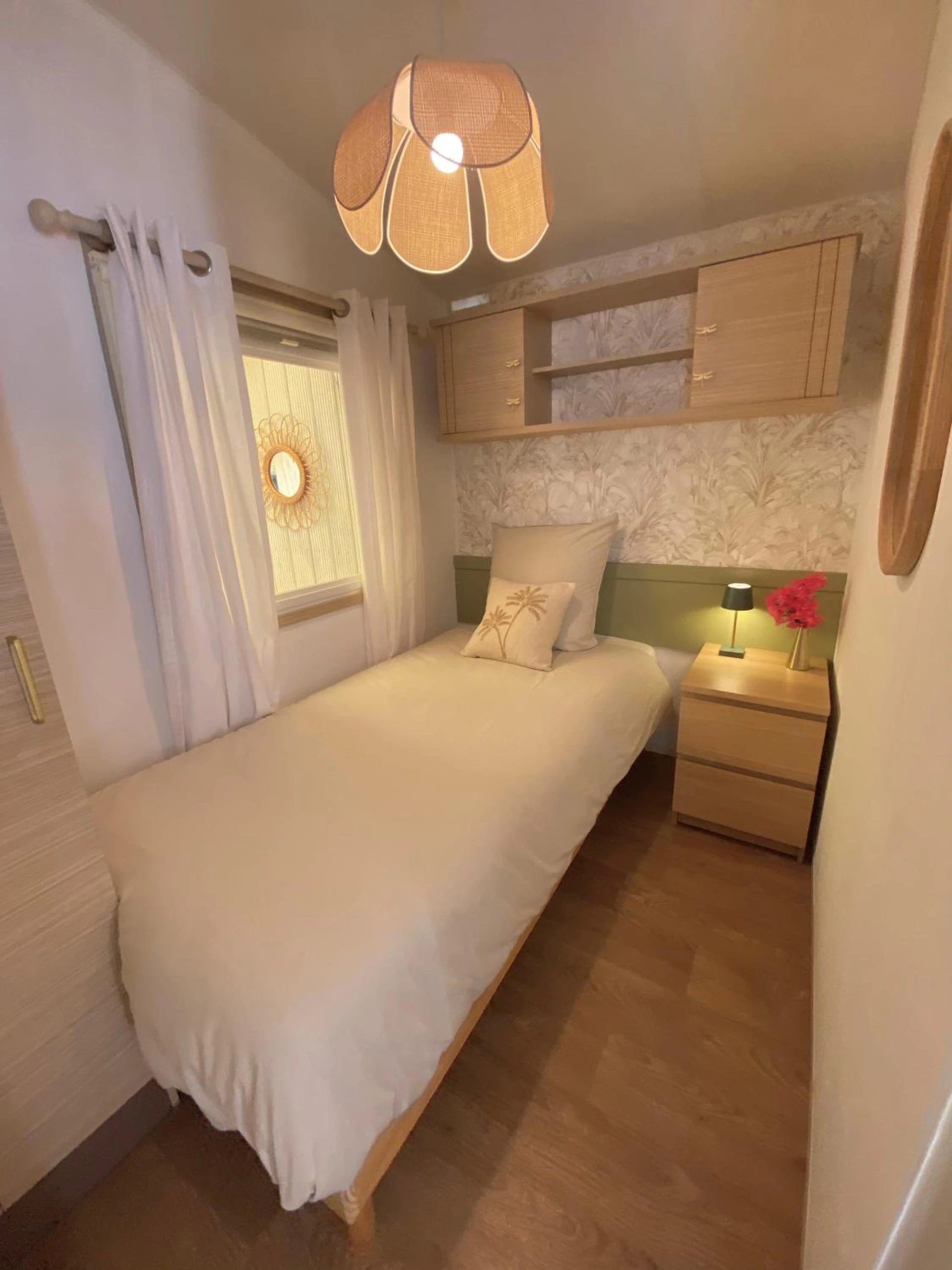 Magnifique chambre pour un séminaire d'entreprise à Bungalow Camping Parc Montana - Gassin