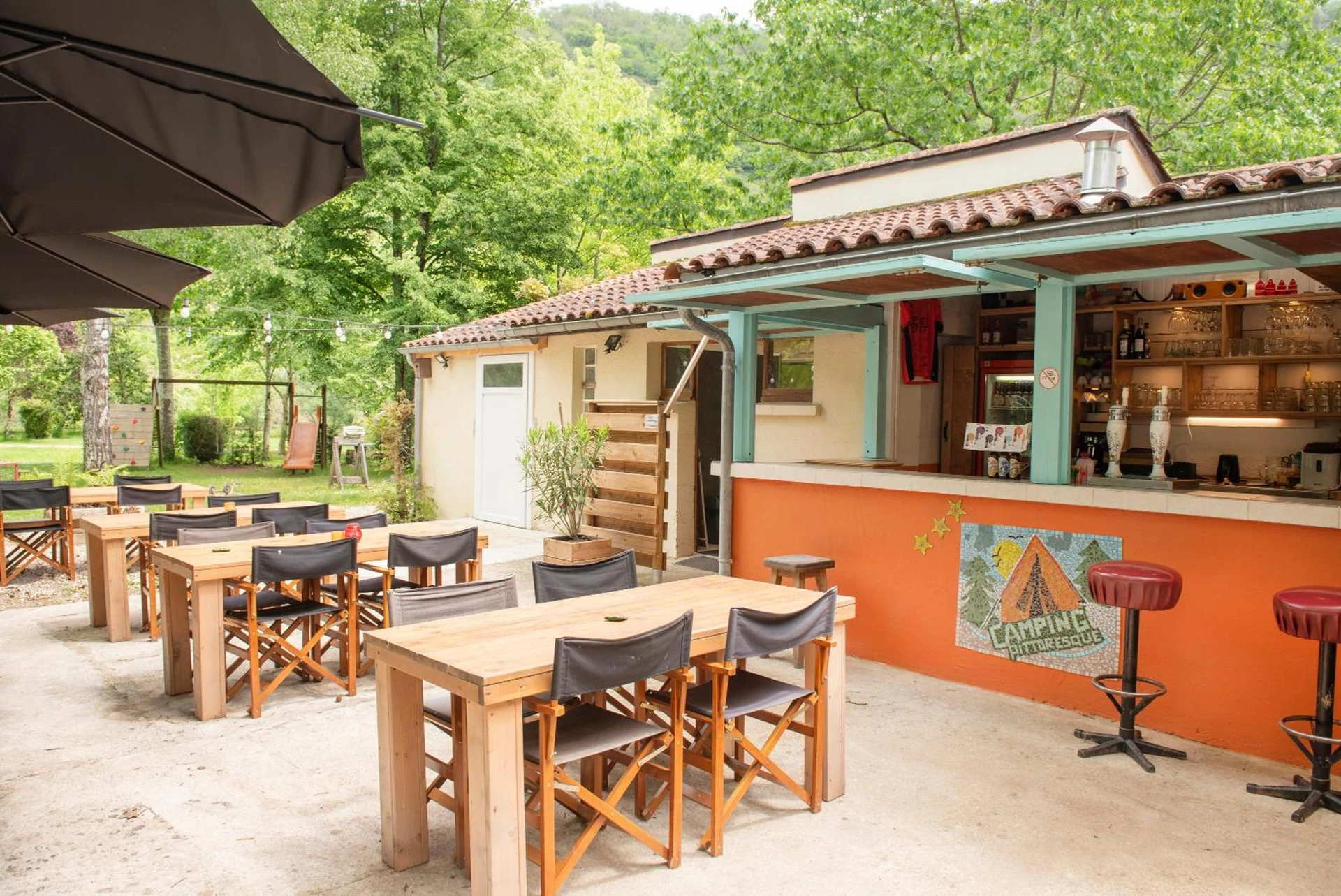 Ambiance de travail pour séminaire d'entreprise à Camping Pittoresque - Saint-Parthem