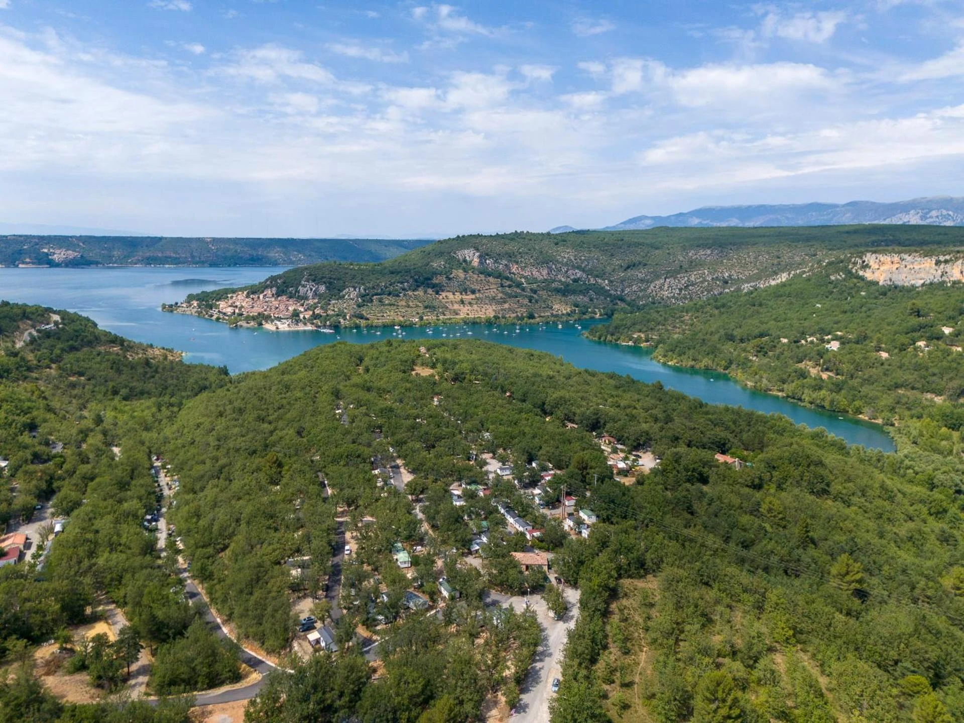 Organiser un séminaire d'entreprise : Camping Rives du Lac de Sainte Croix à bauduen