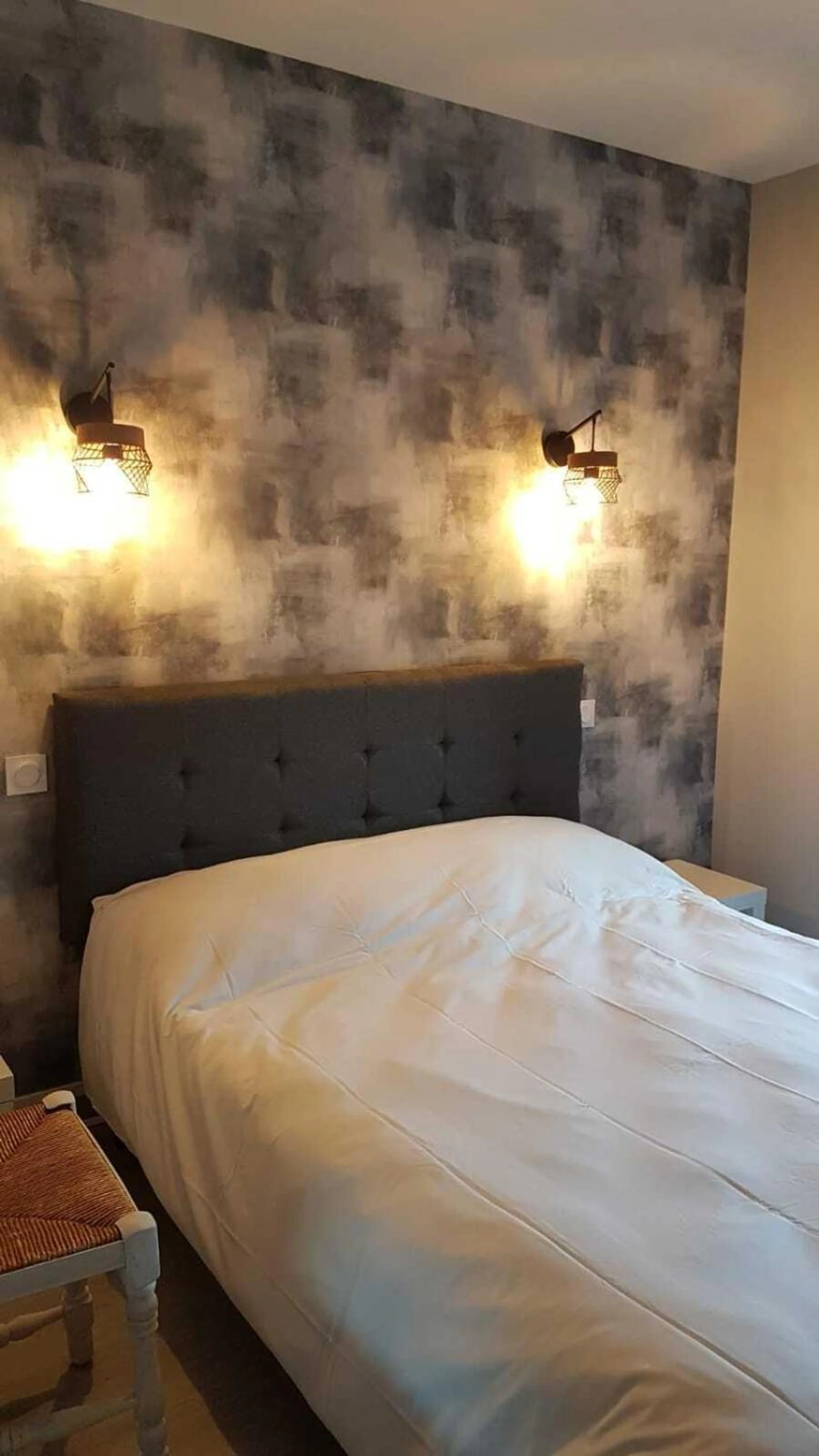 Chambre disponible pour un séminaire d'entreprise à Le Castel du Cantal Groupe Village Fani - Thiézac