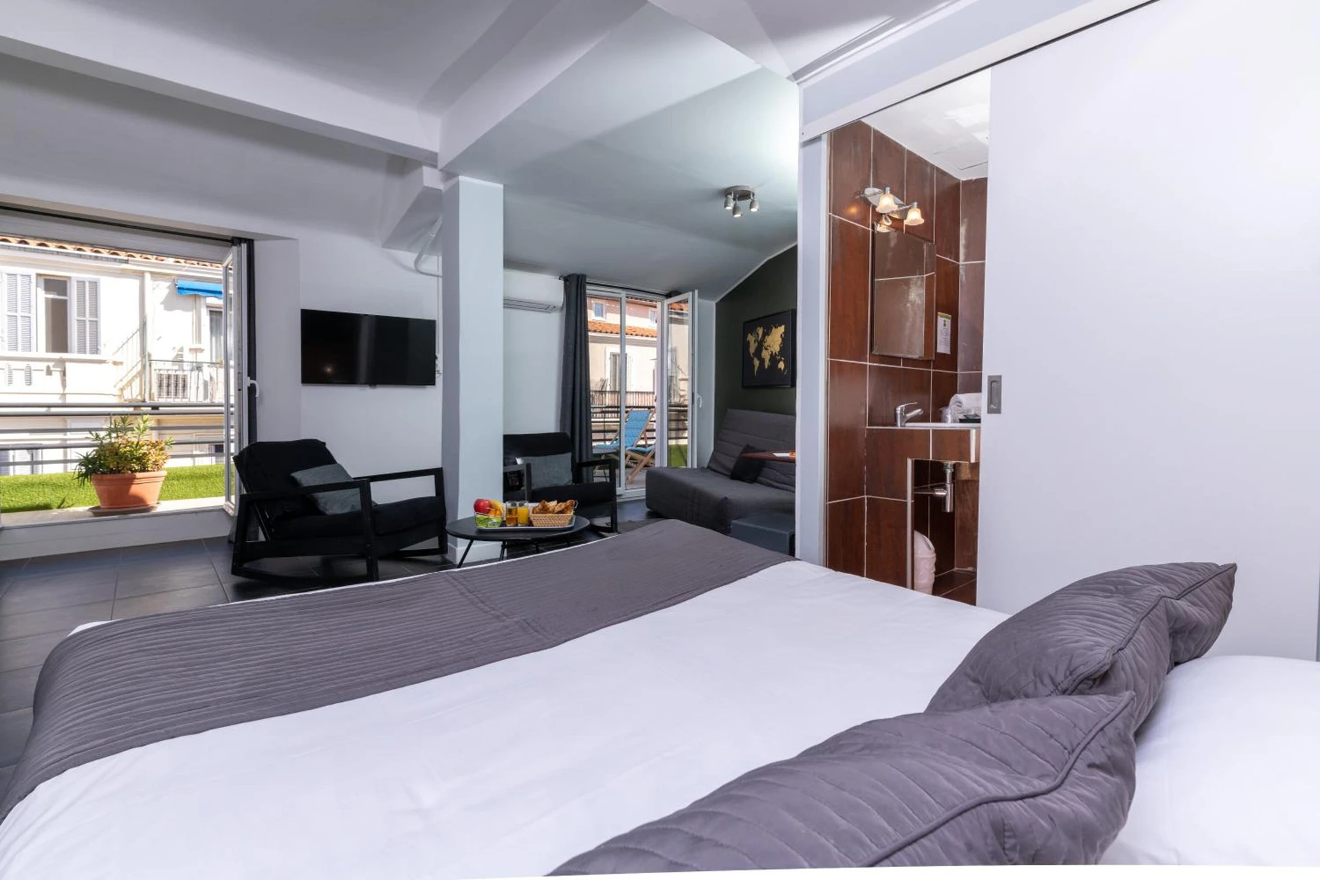 Chambre disponible pour un séminaire d'entreprise à Celenya Hôtel - Paris