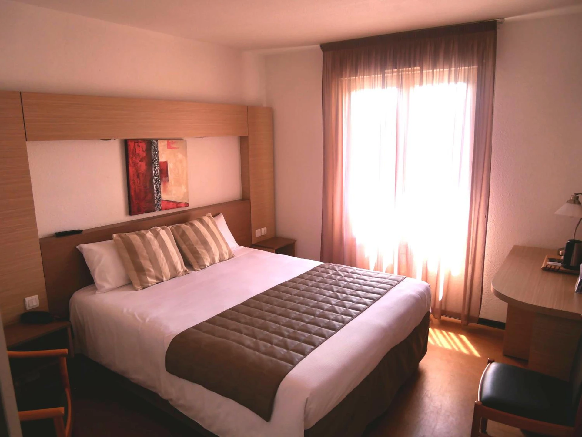 Ambiance de travail pour séminaire d'entreprise à Cévenol Hôtel - Millau